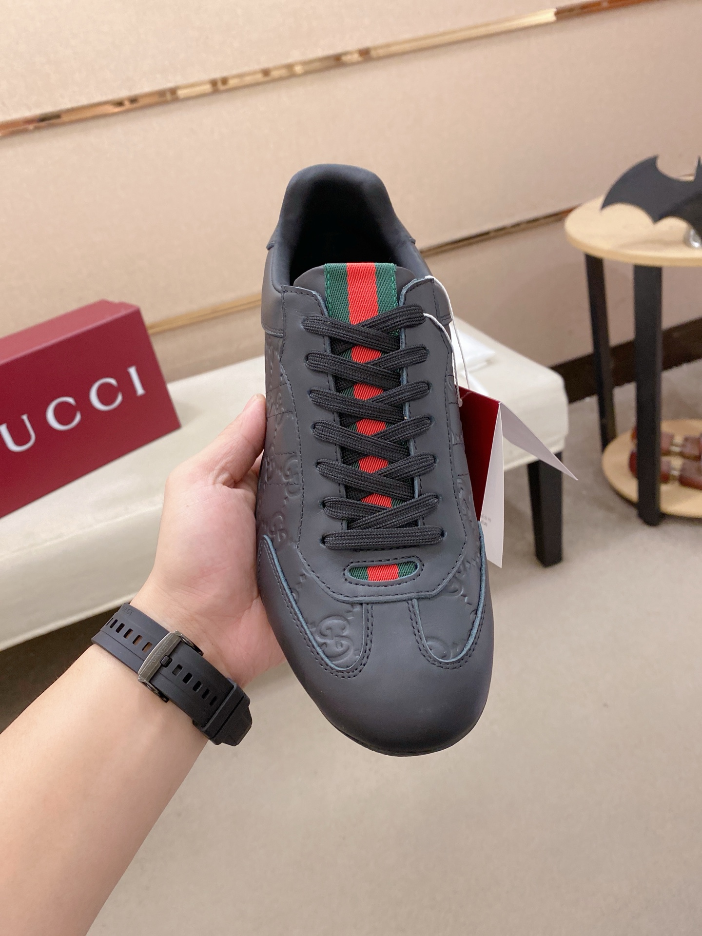 Gucci shoe