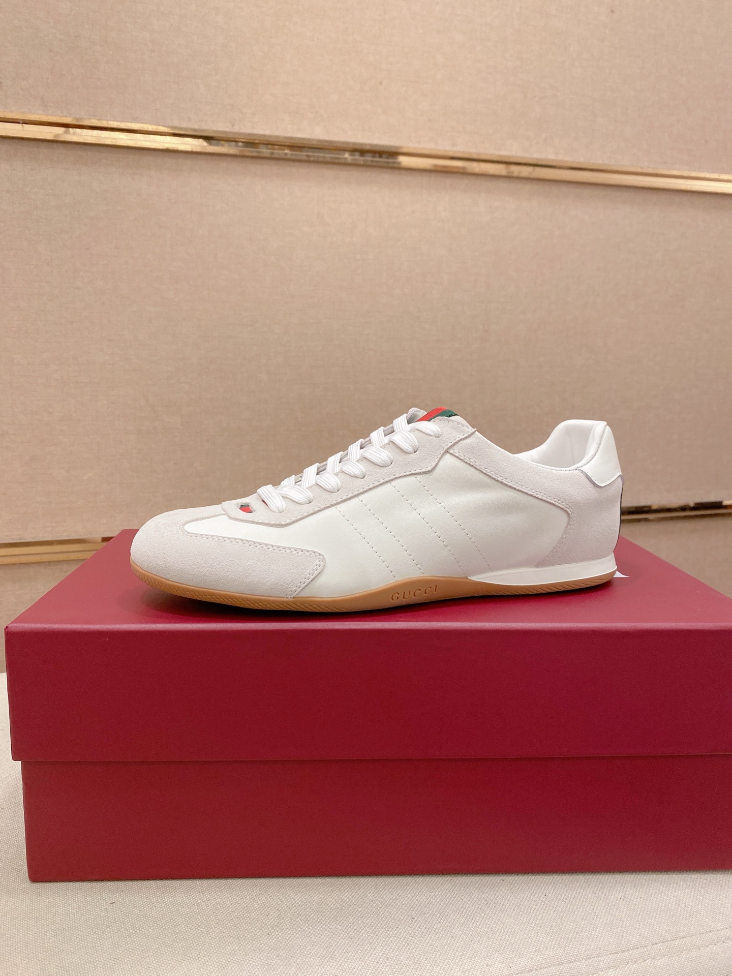 Gucci shoe
