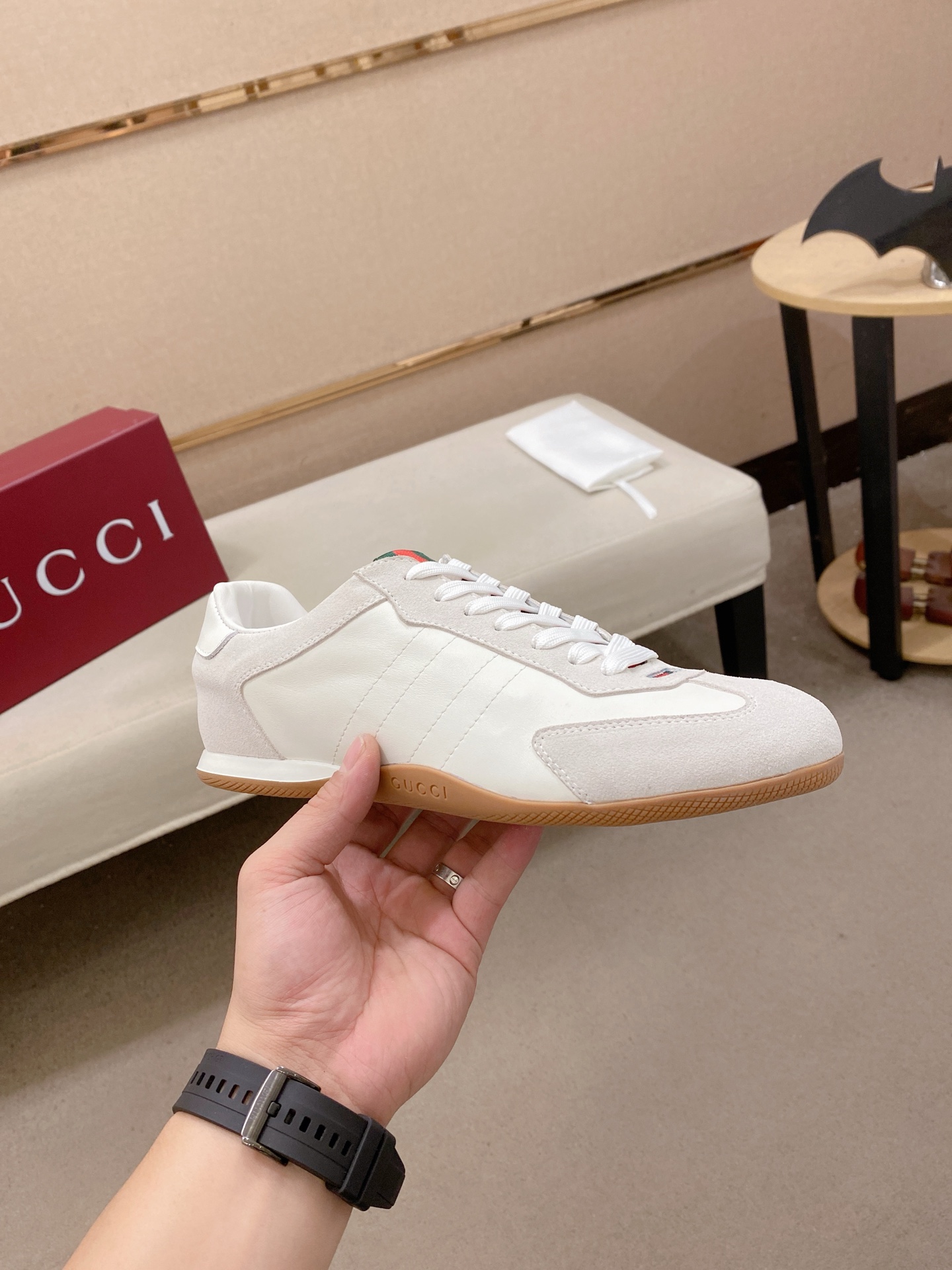 Gucci shoe