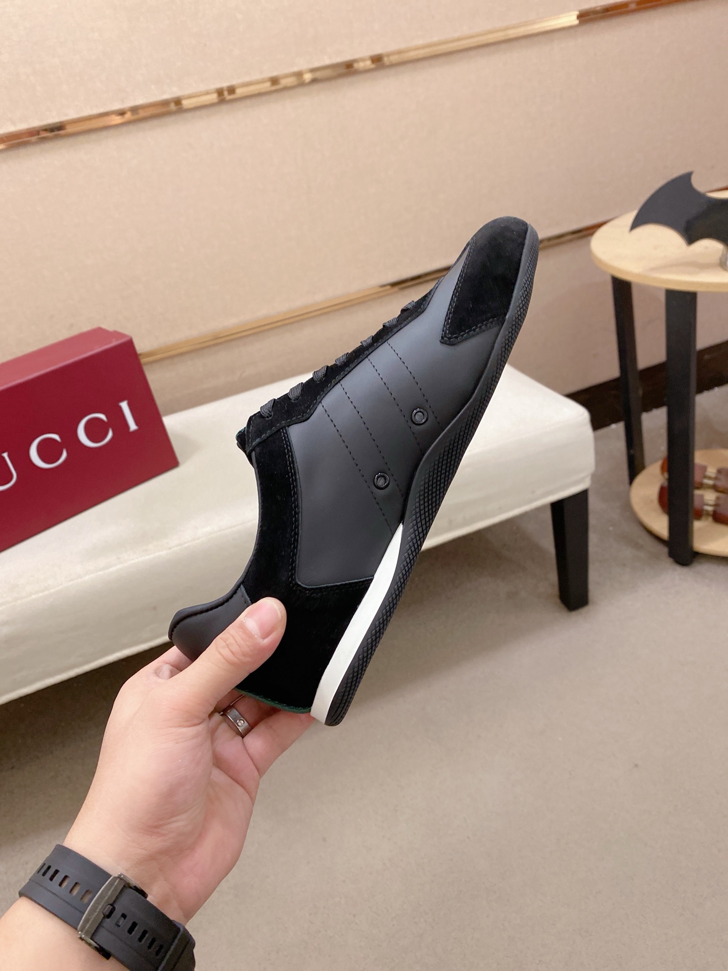 Gucci shoe