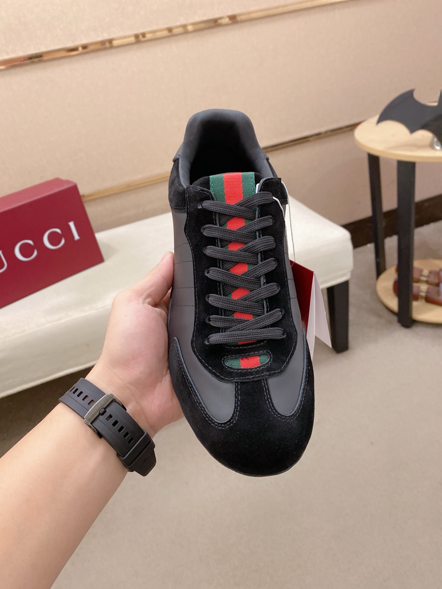 Gucci shoe