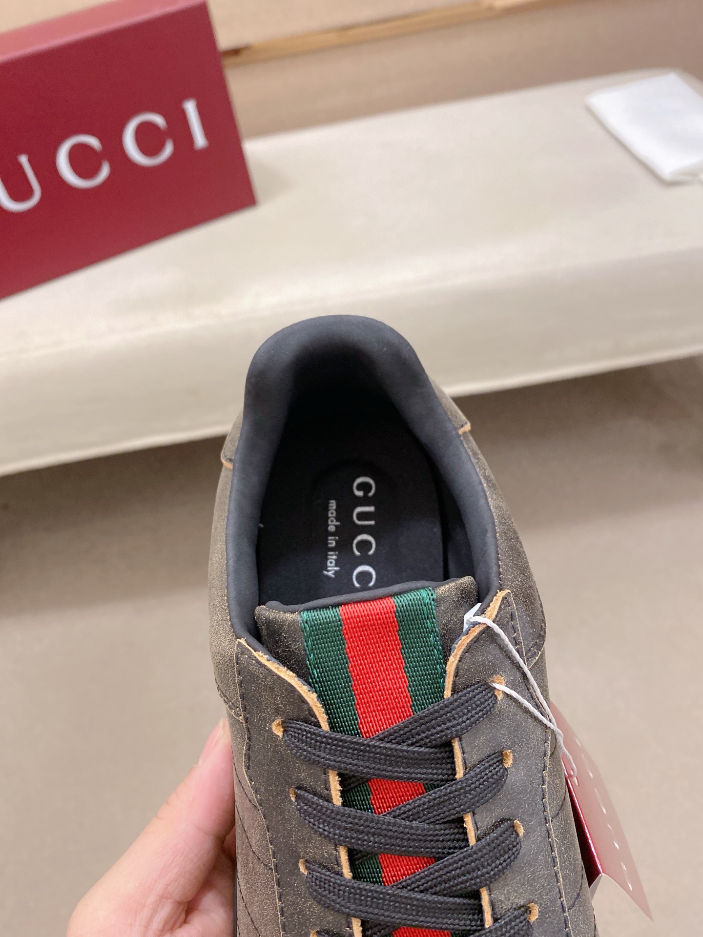 Gucci shoe