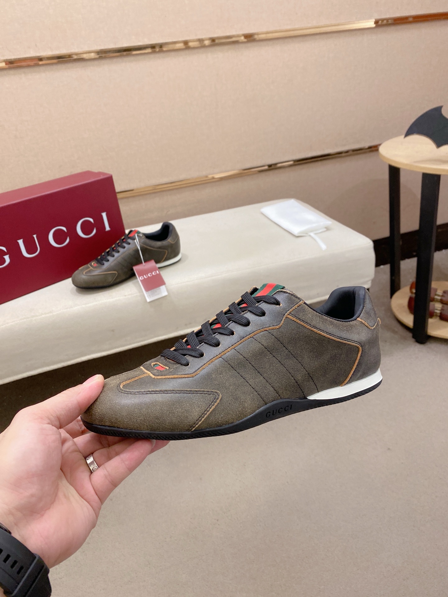 Gucci shoe
