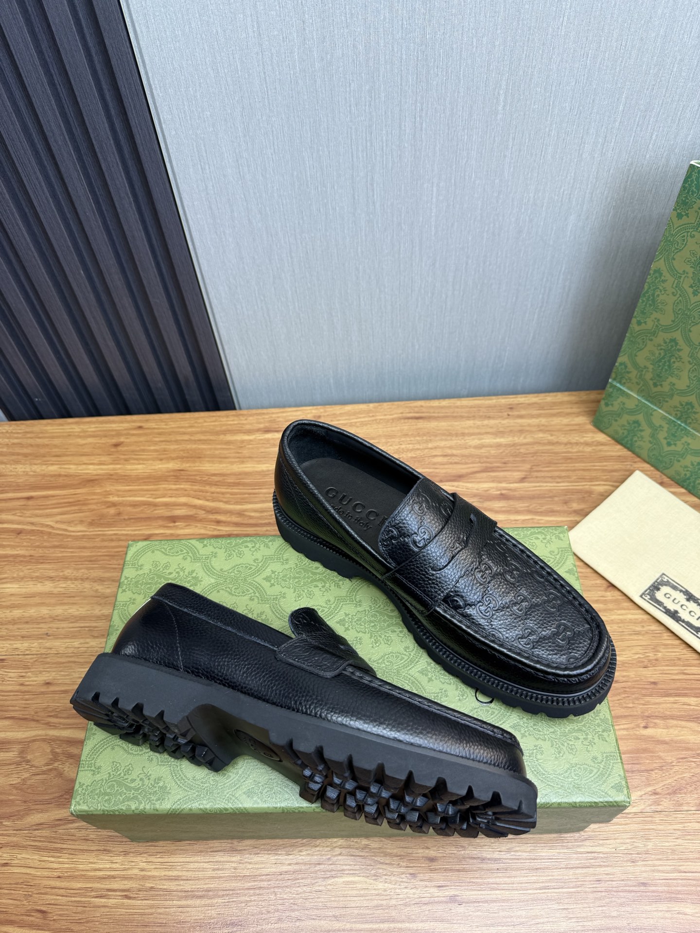 Gucci
