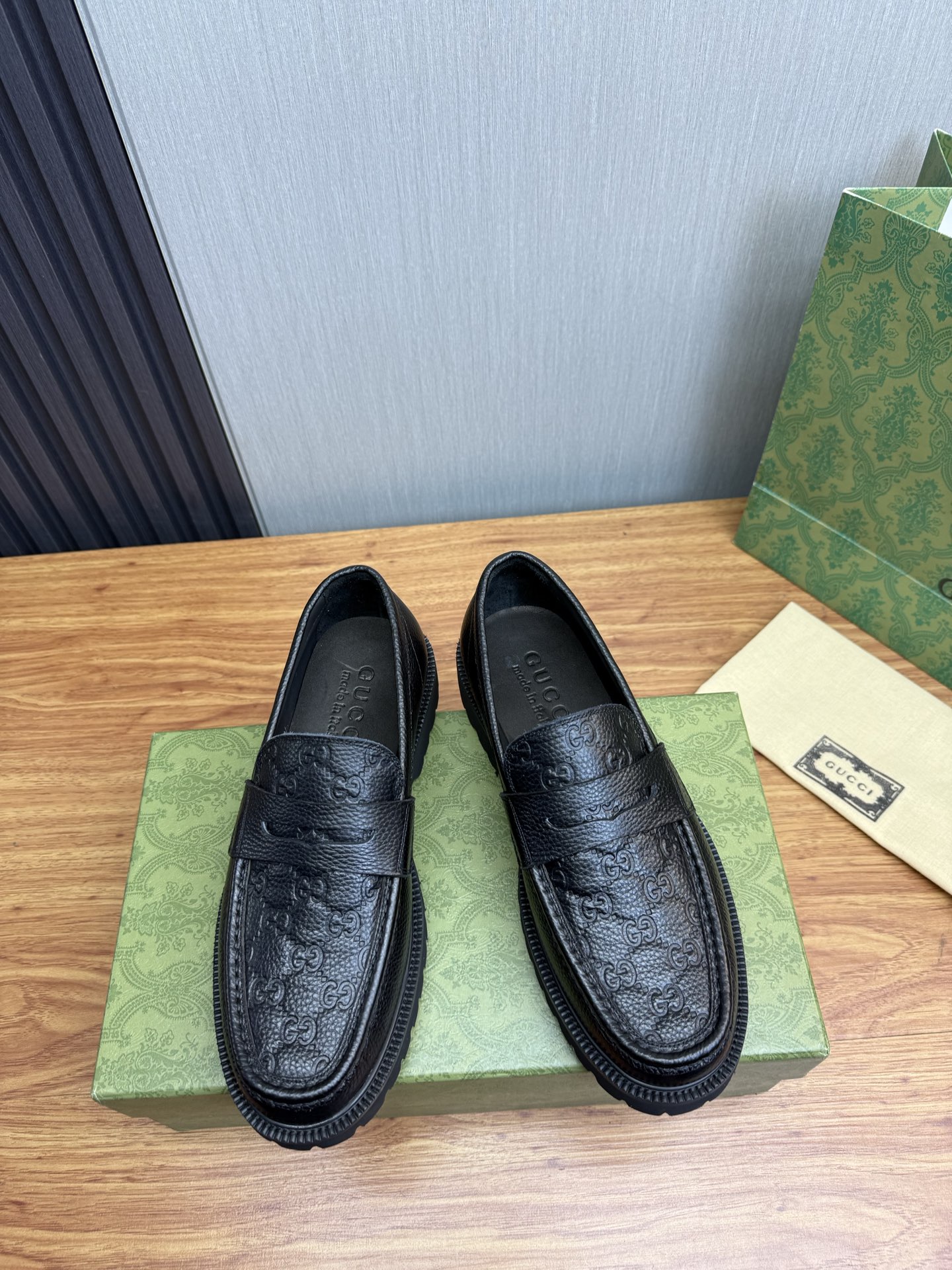 Gucci