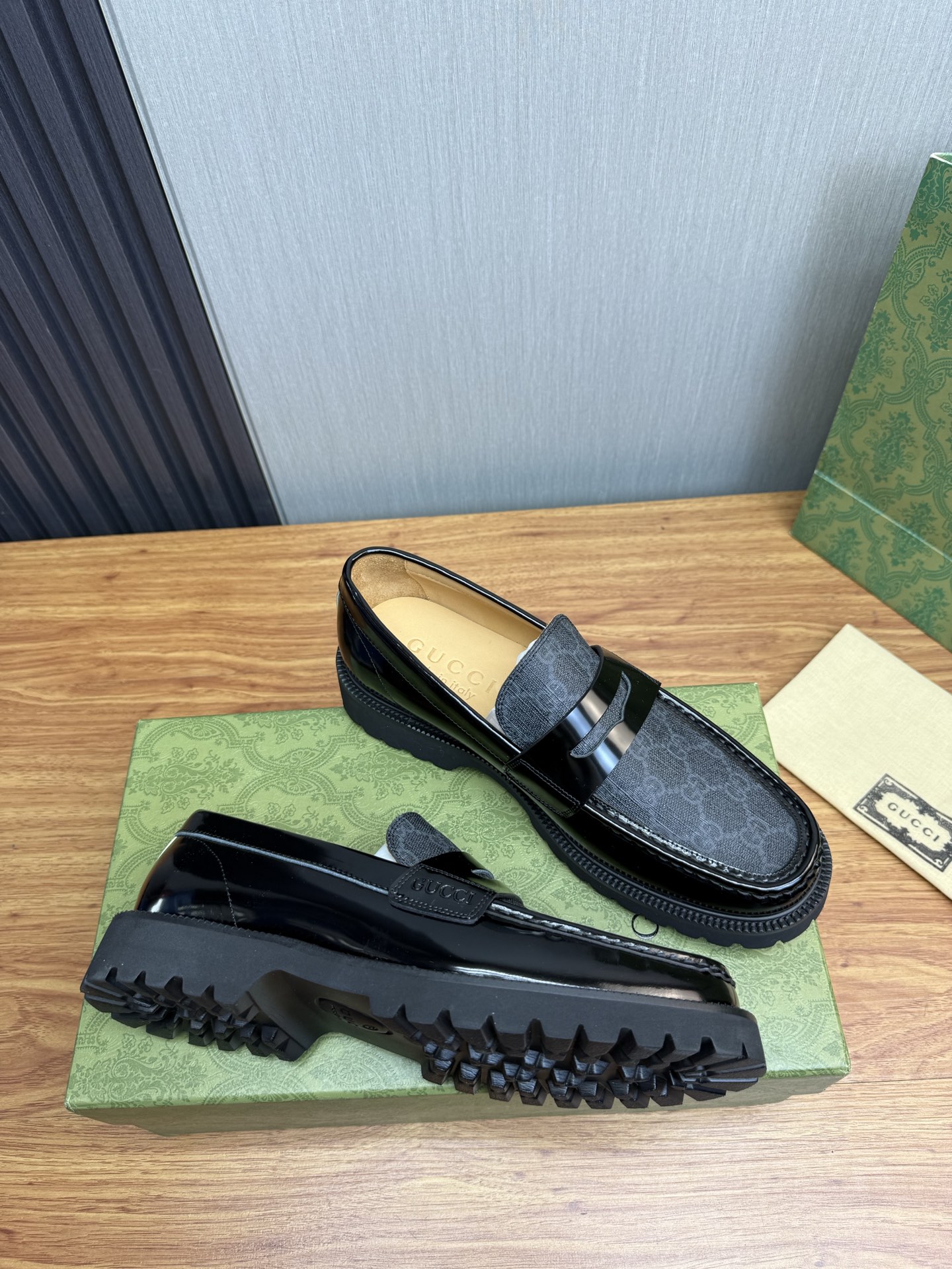 Gucci