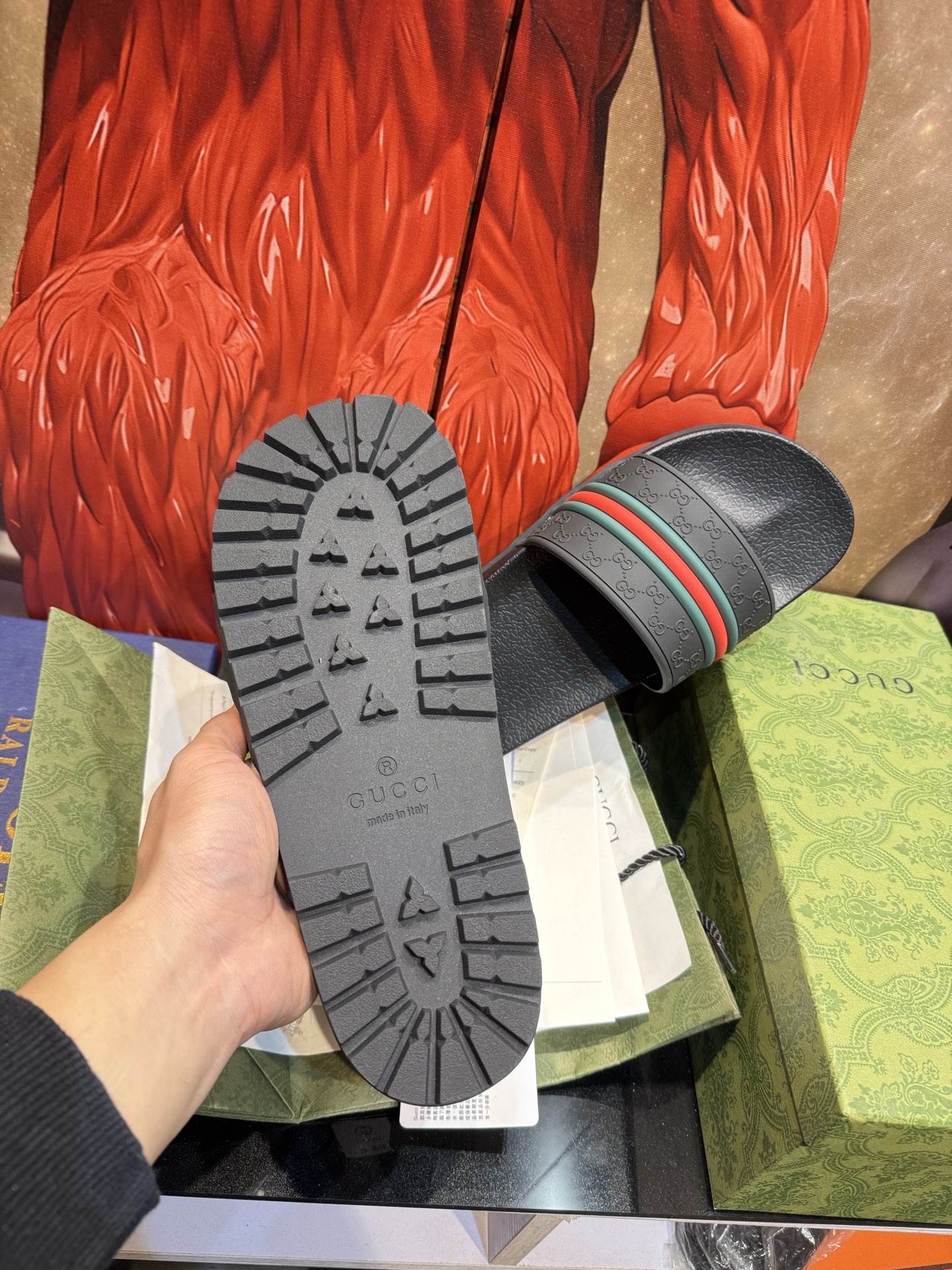 Gucci shoe