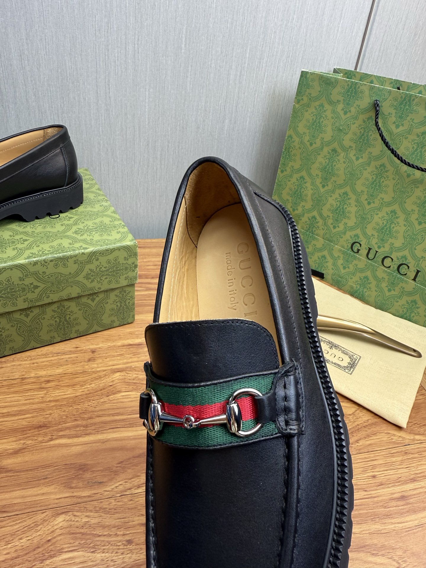 Gucci
