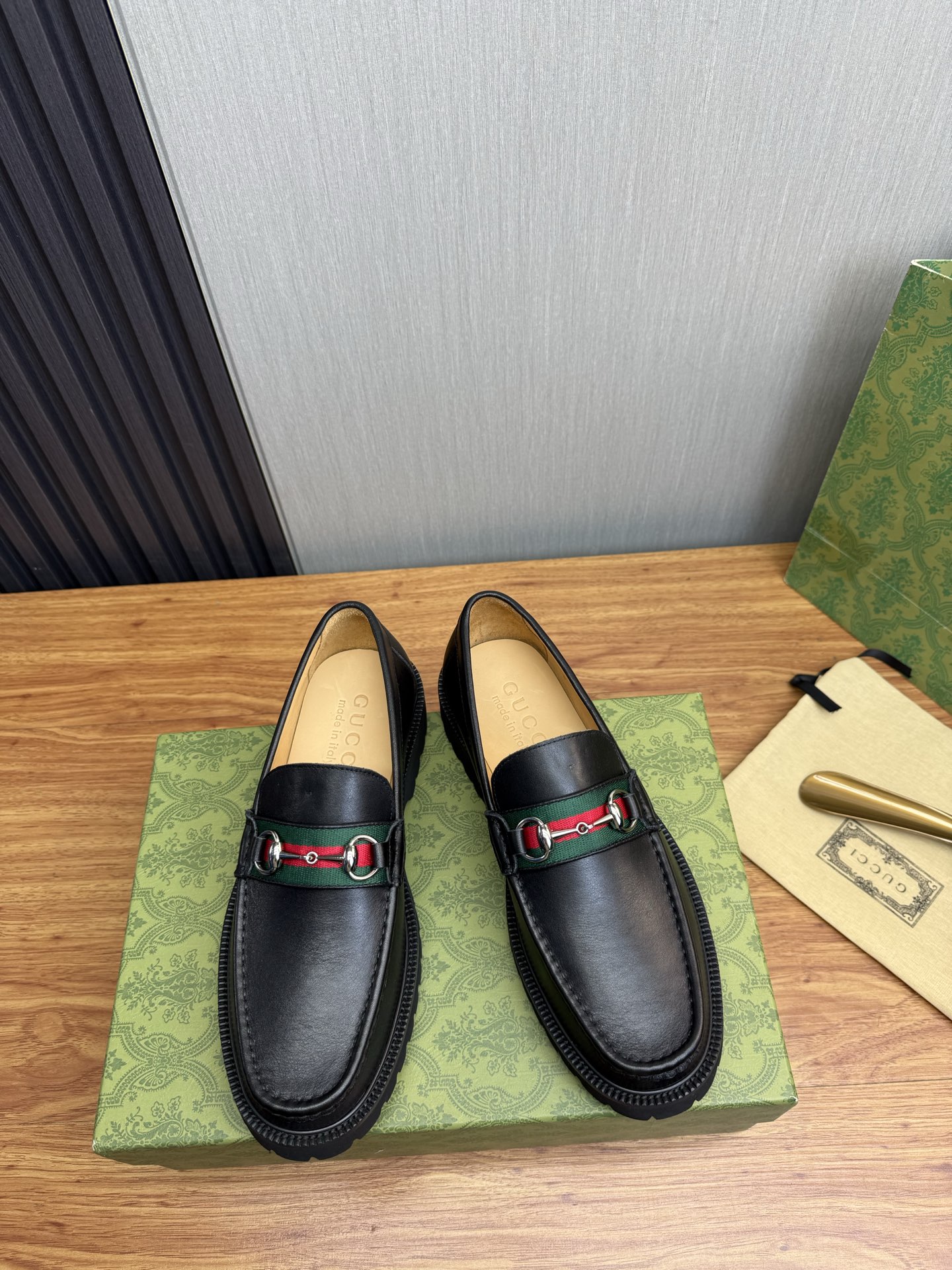 Gucci