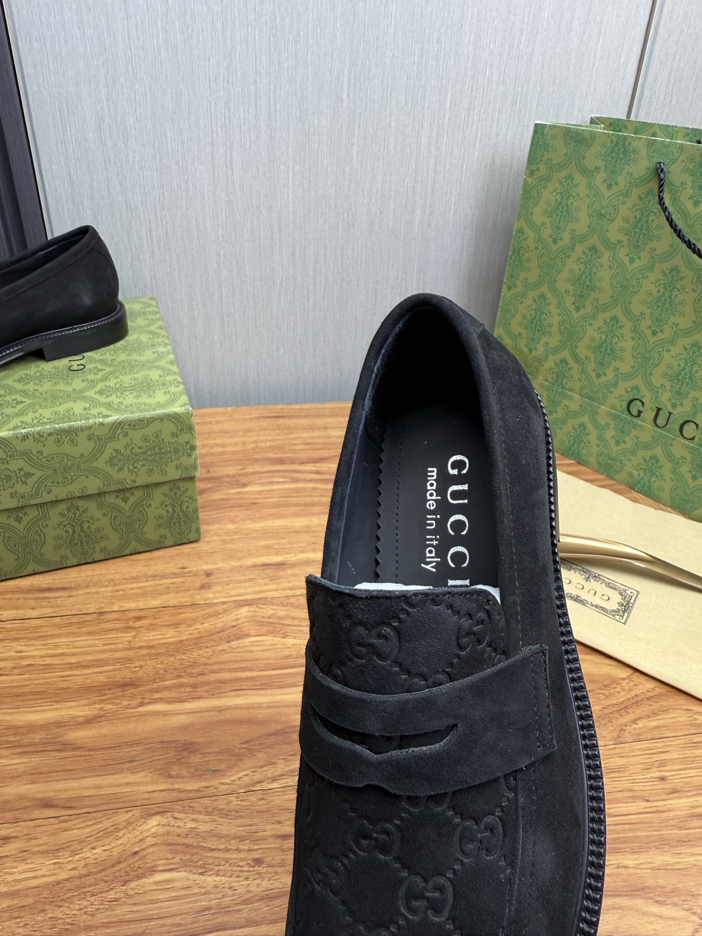 Gucci