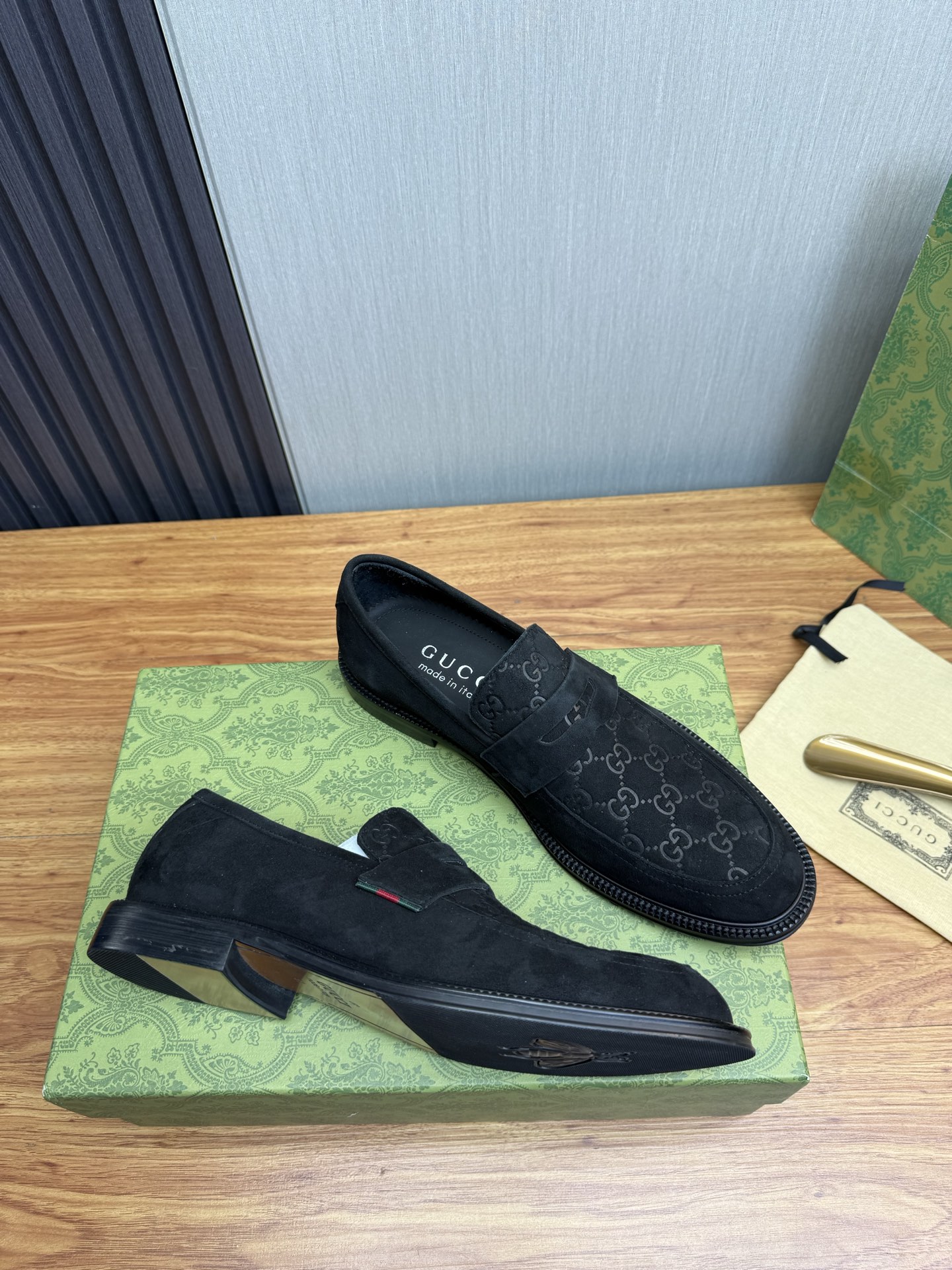 Gucci