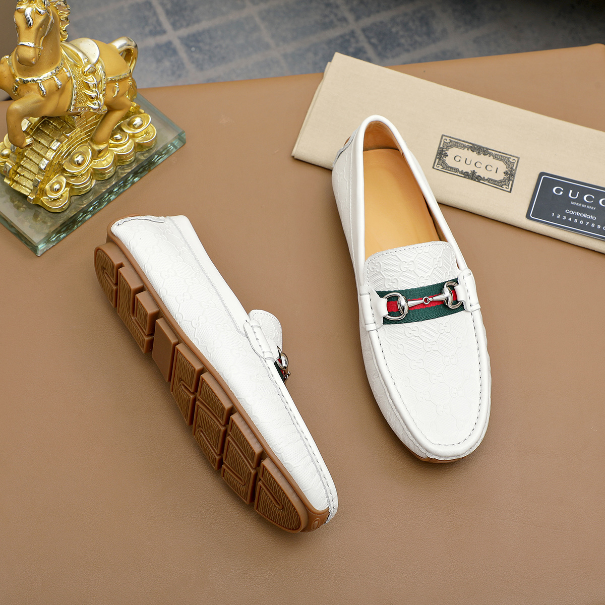 Gucci shoe