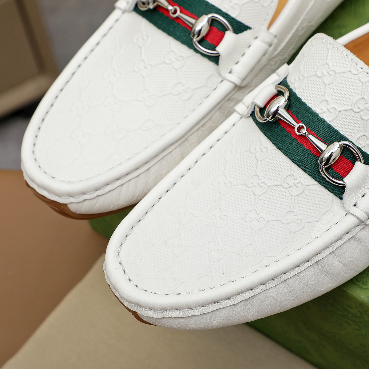 Gucci shoe