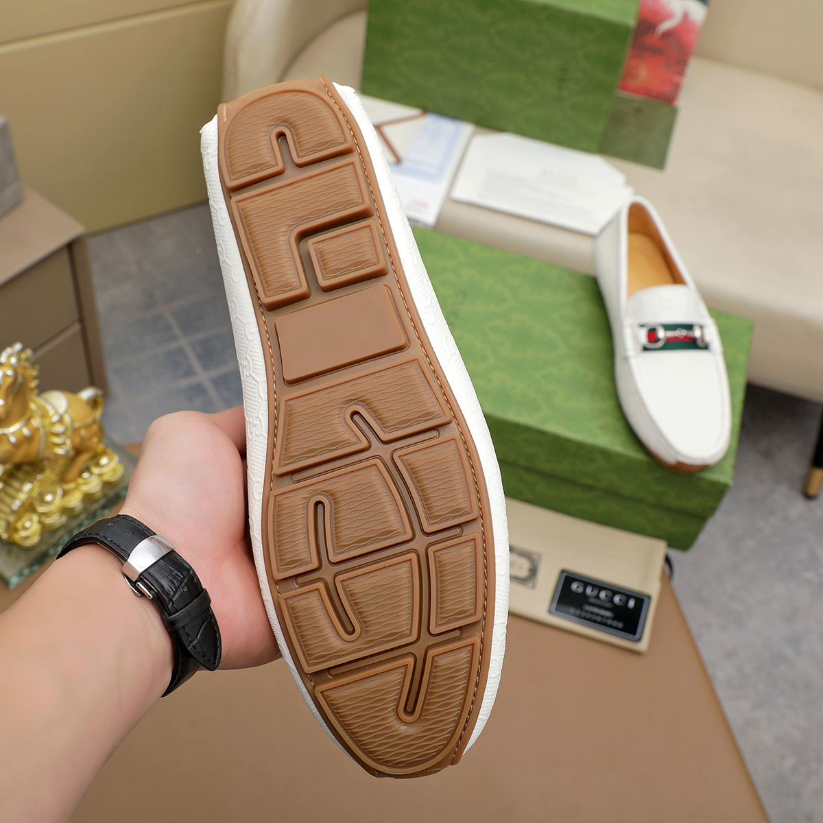 Gucci shoe