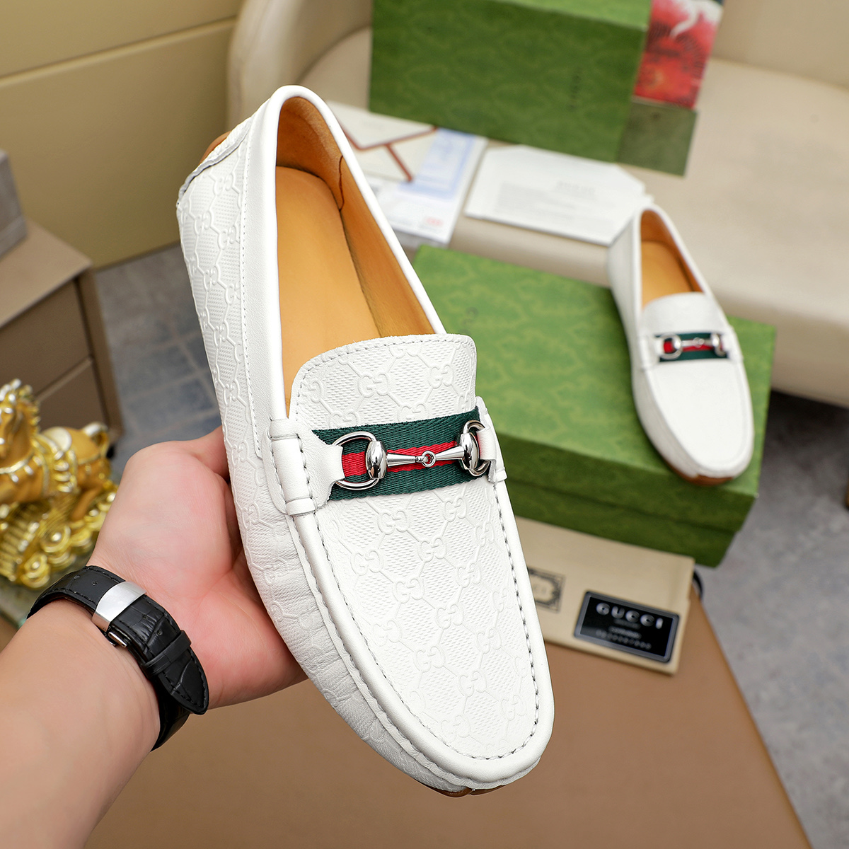 Gucci shoe