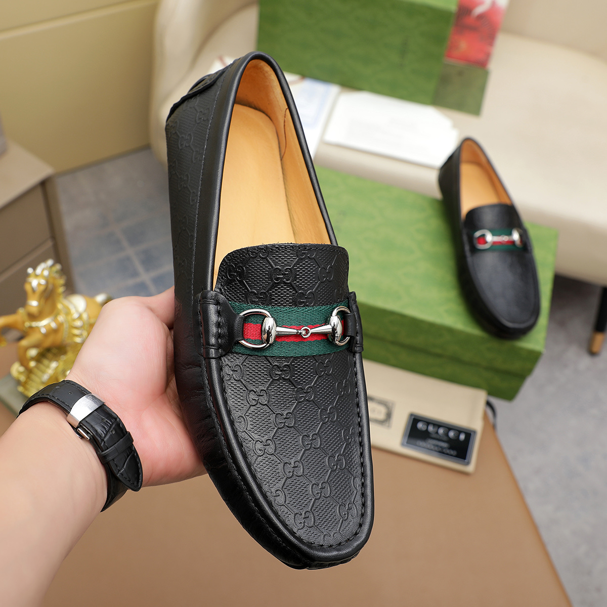 Gucci shoe