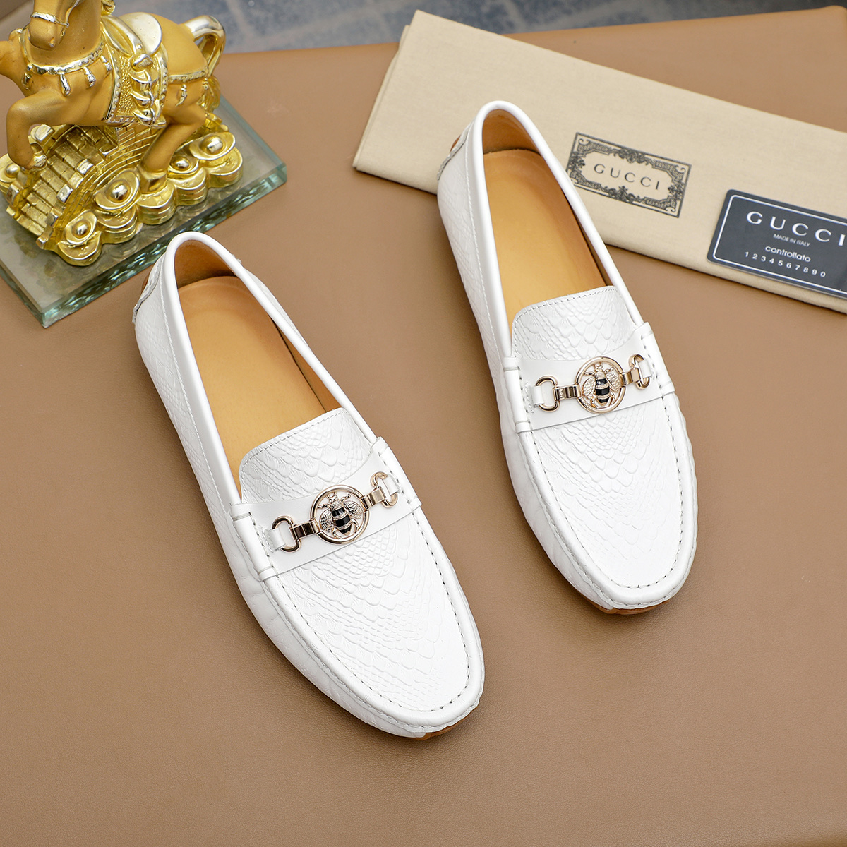 Gucci shoe