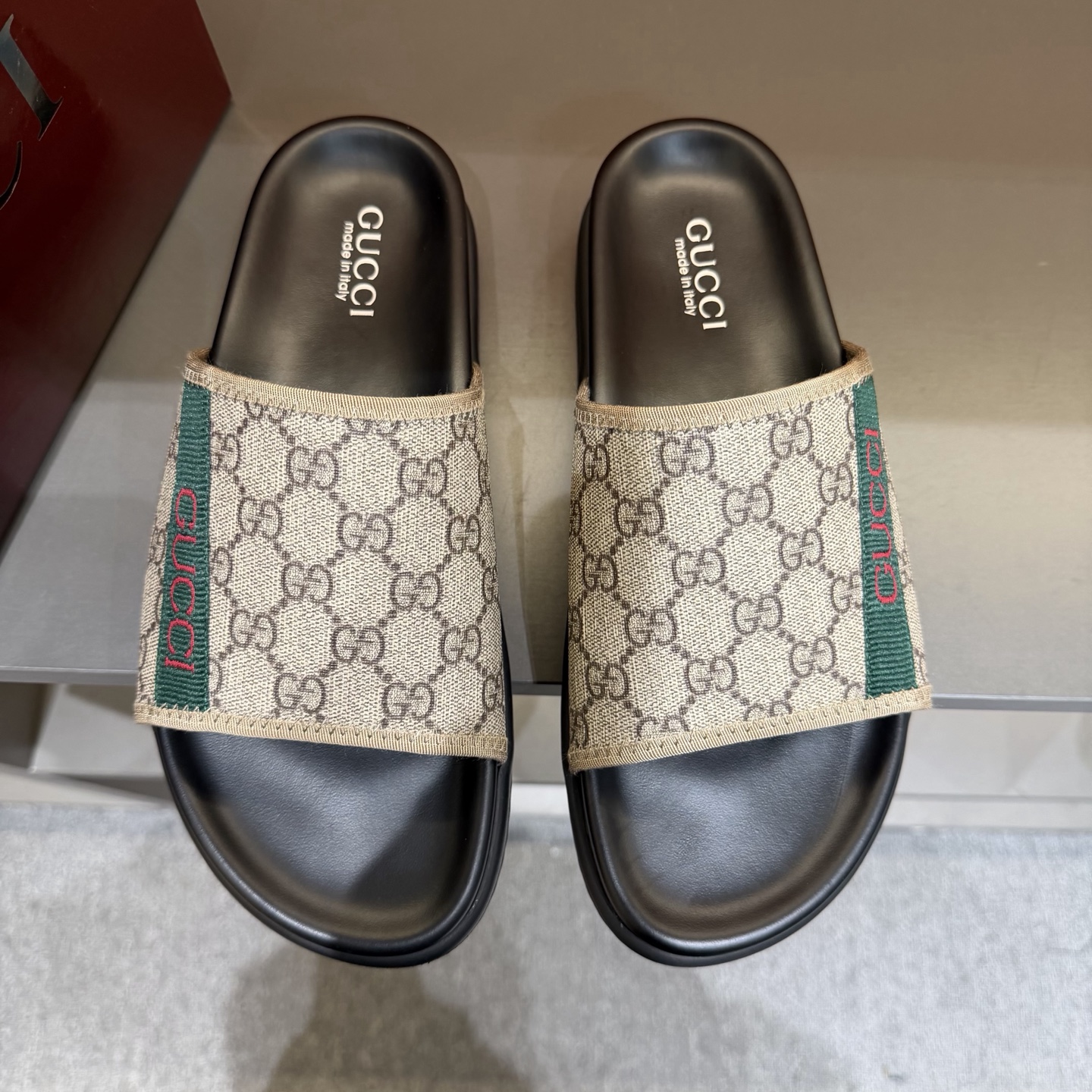 Gucci shoe