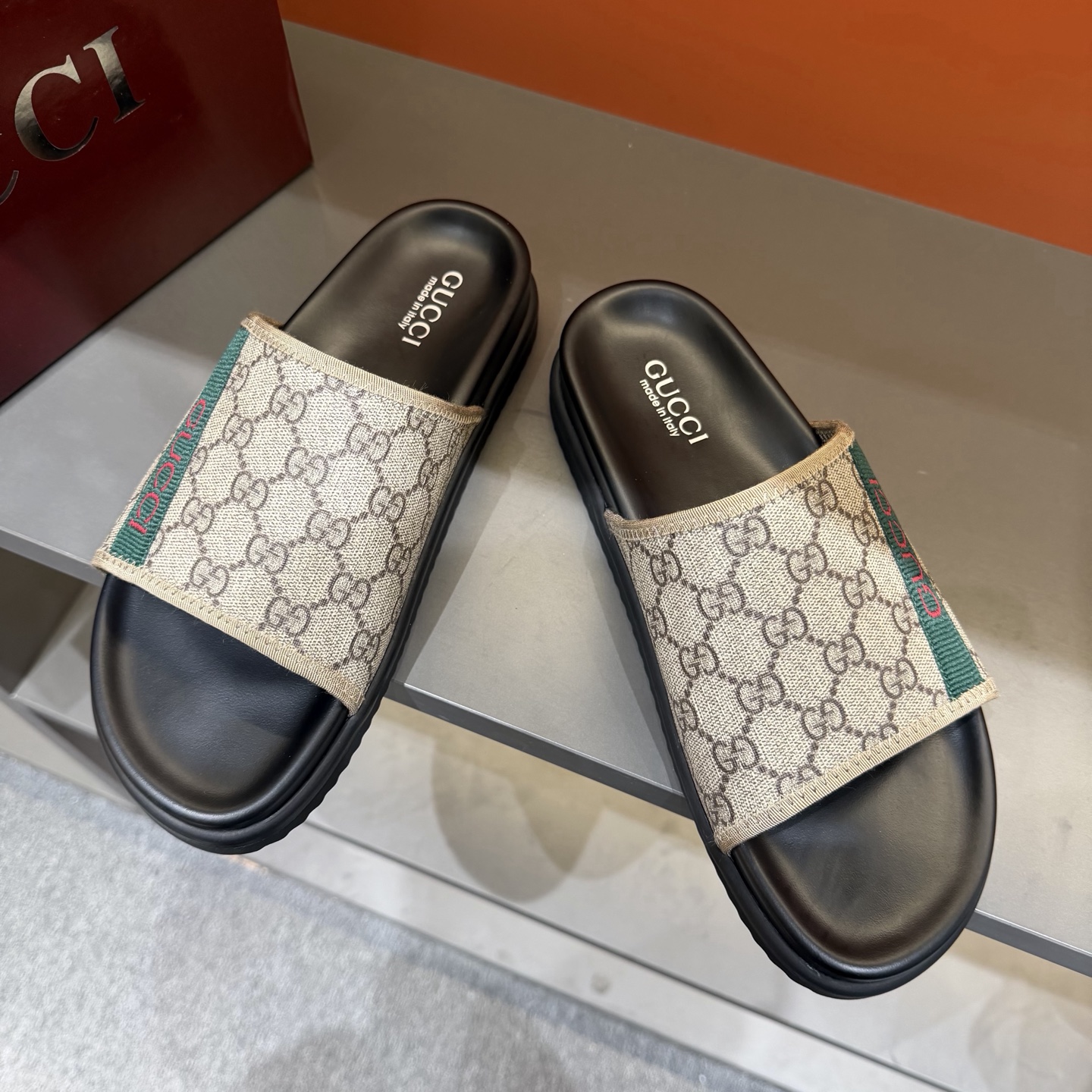 Gucci shoe