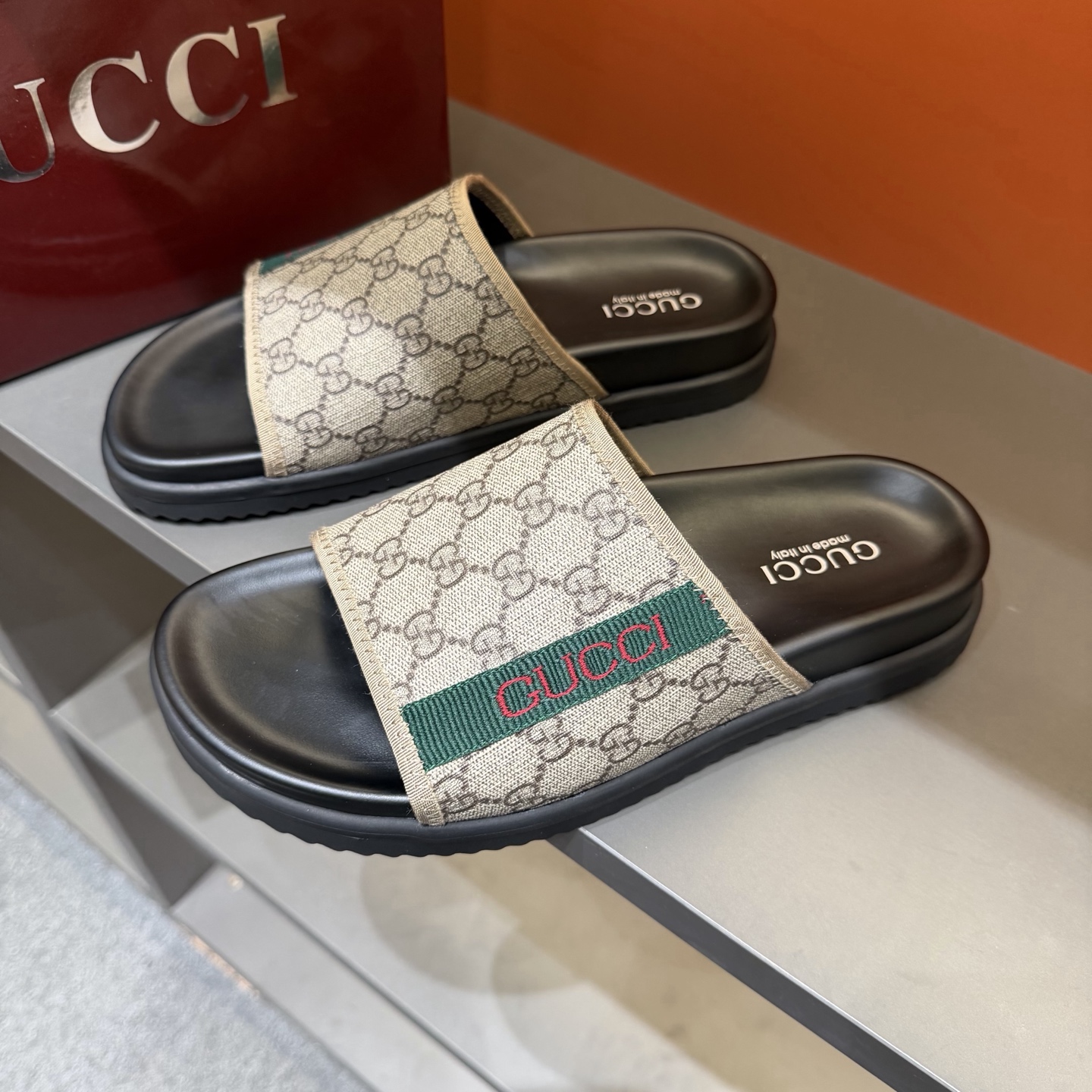 Gucci shoe