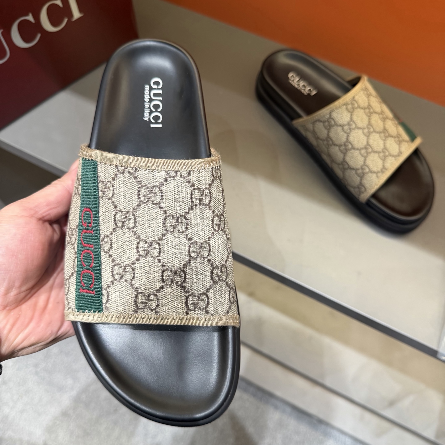 Gucci shoe