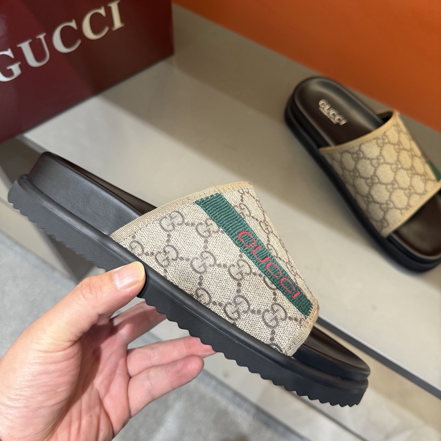 Gucci shoe
