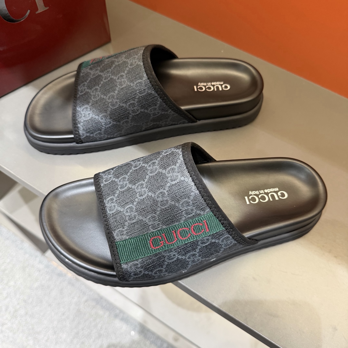 Gucci shoe
