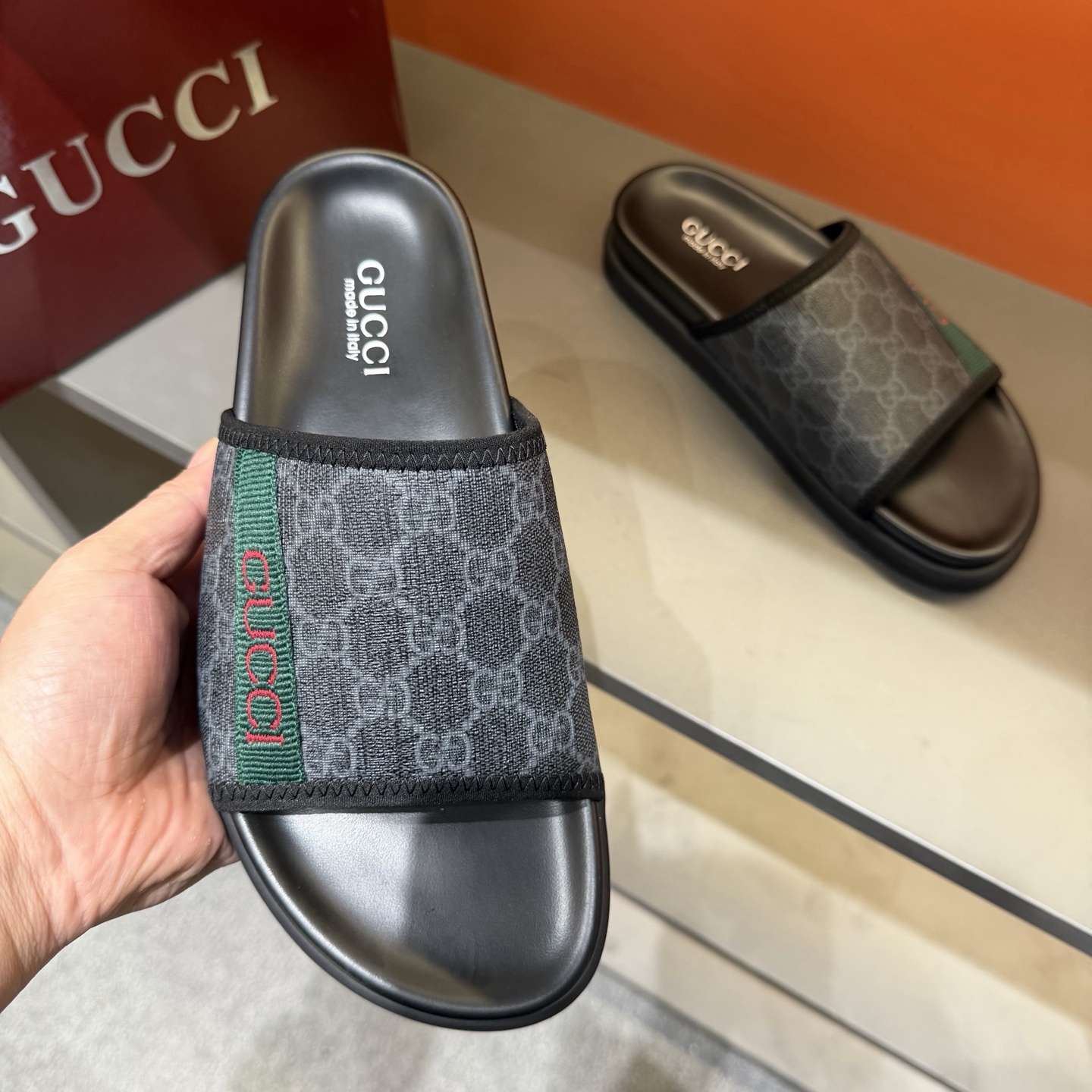 Gucci shoe