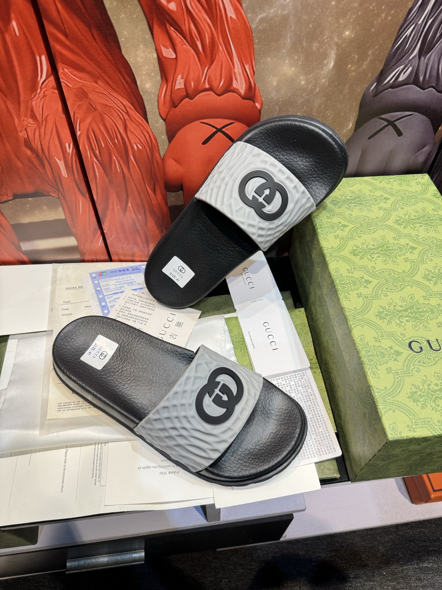 Gucci shoe