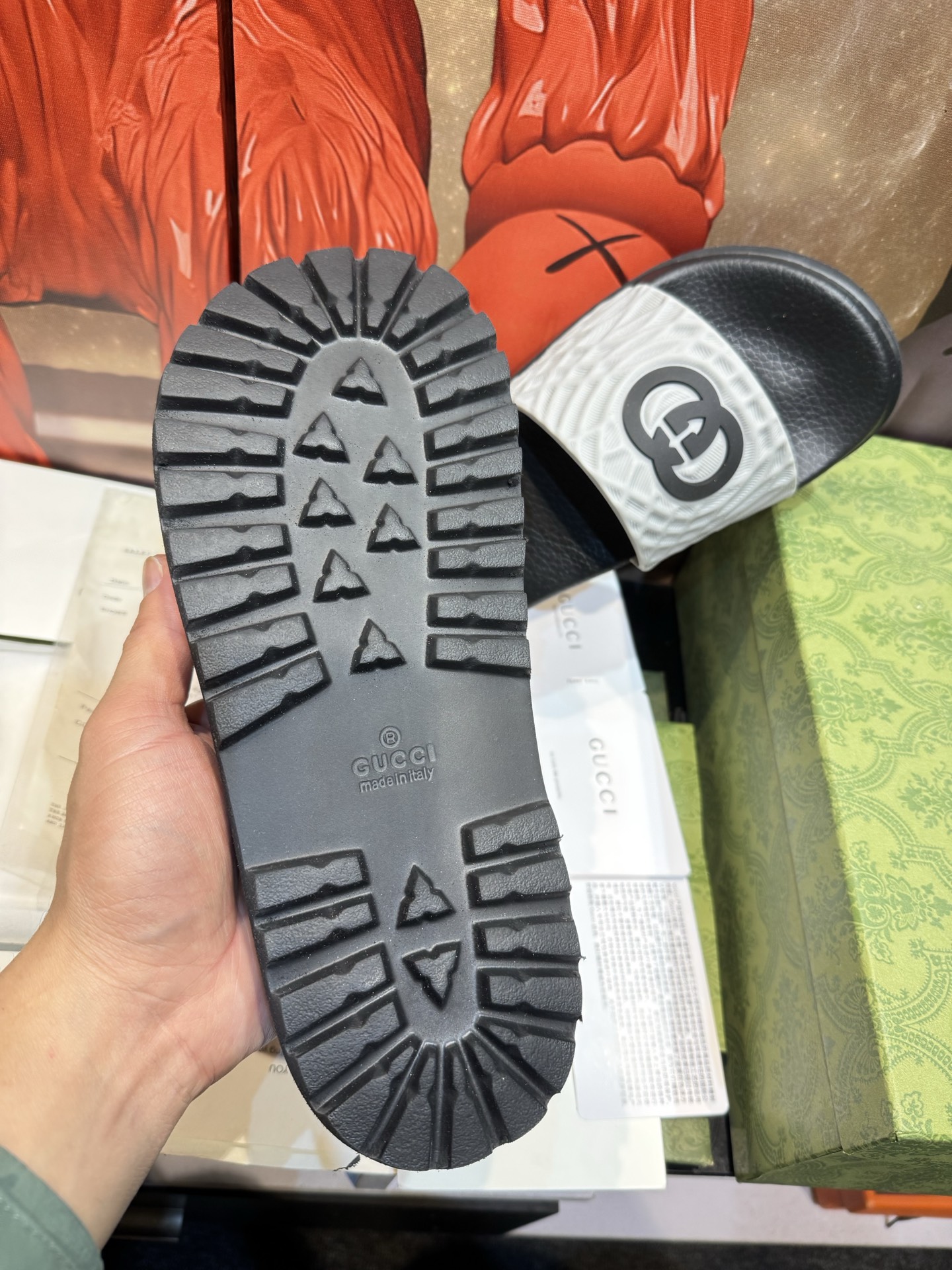 Gucci shoe