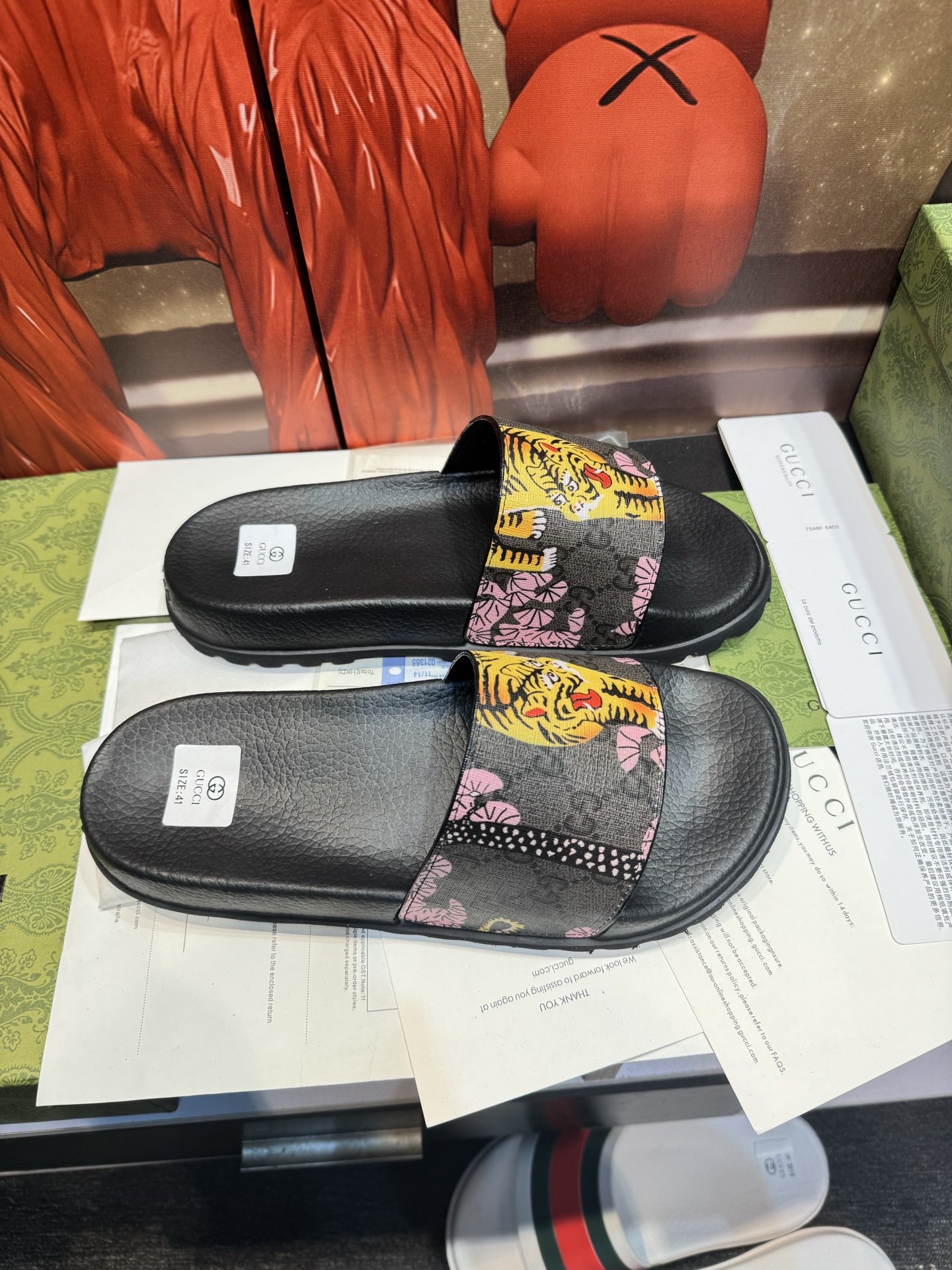 Gucci shoe