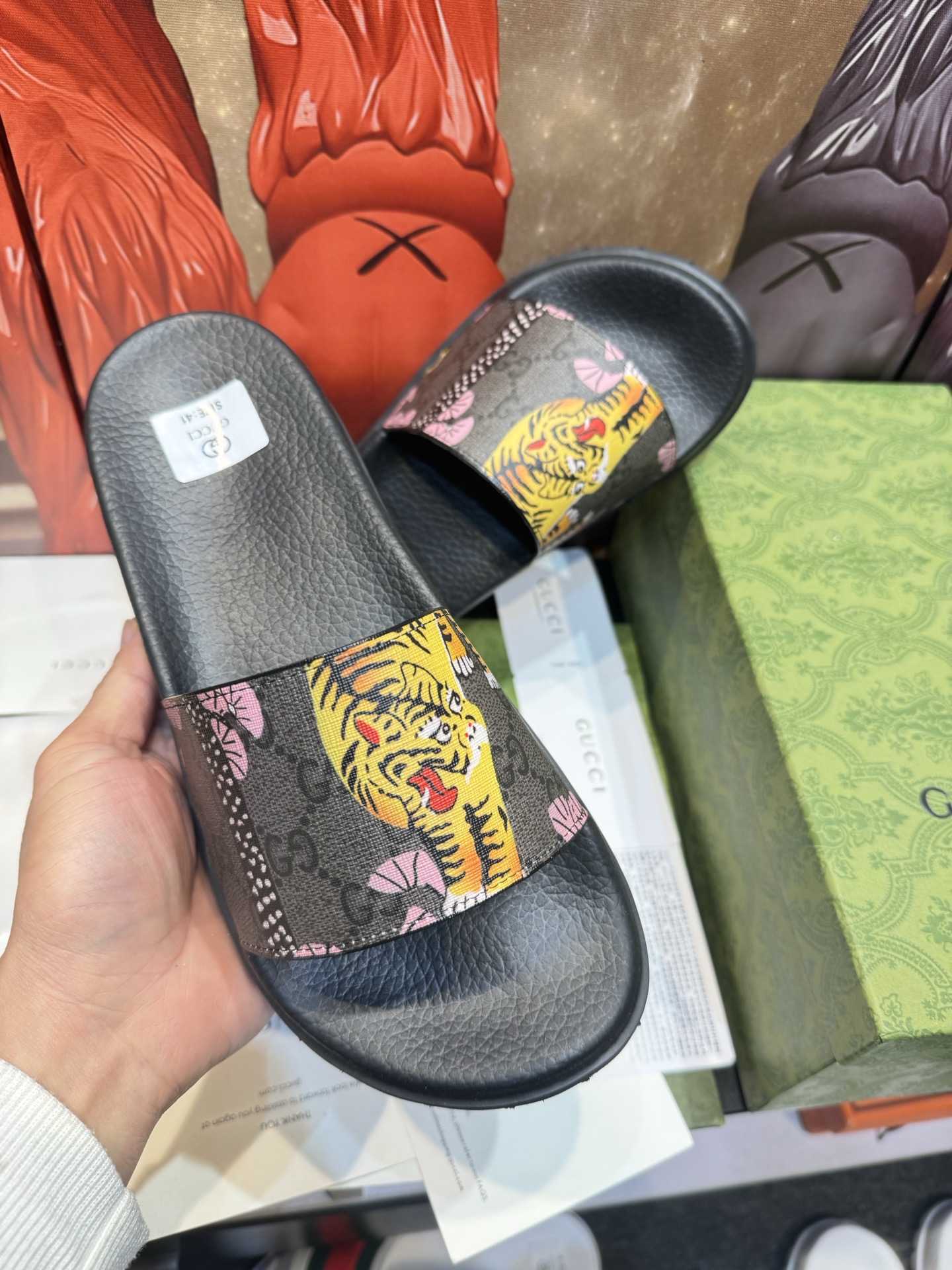 Gucci shoe