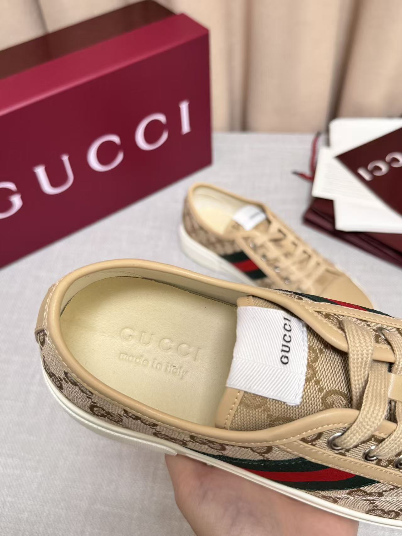 Gucci