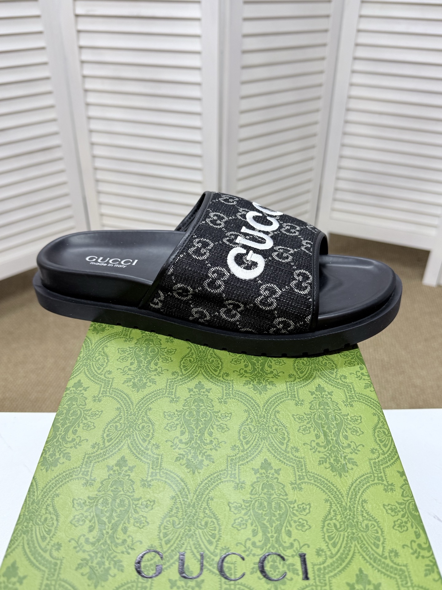 Gucci