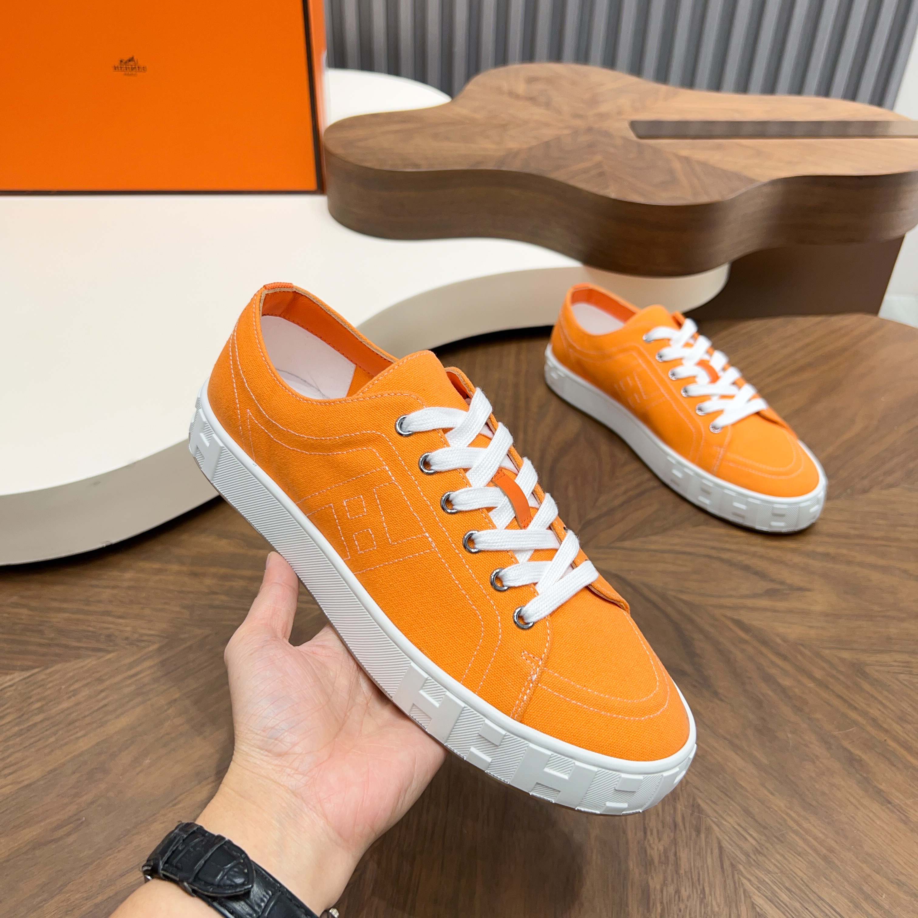 Hermès
