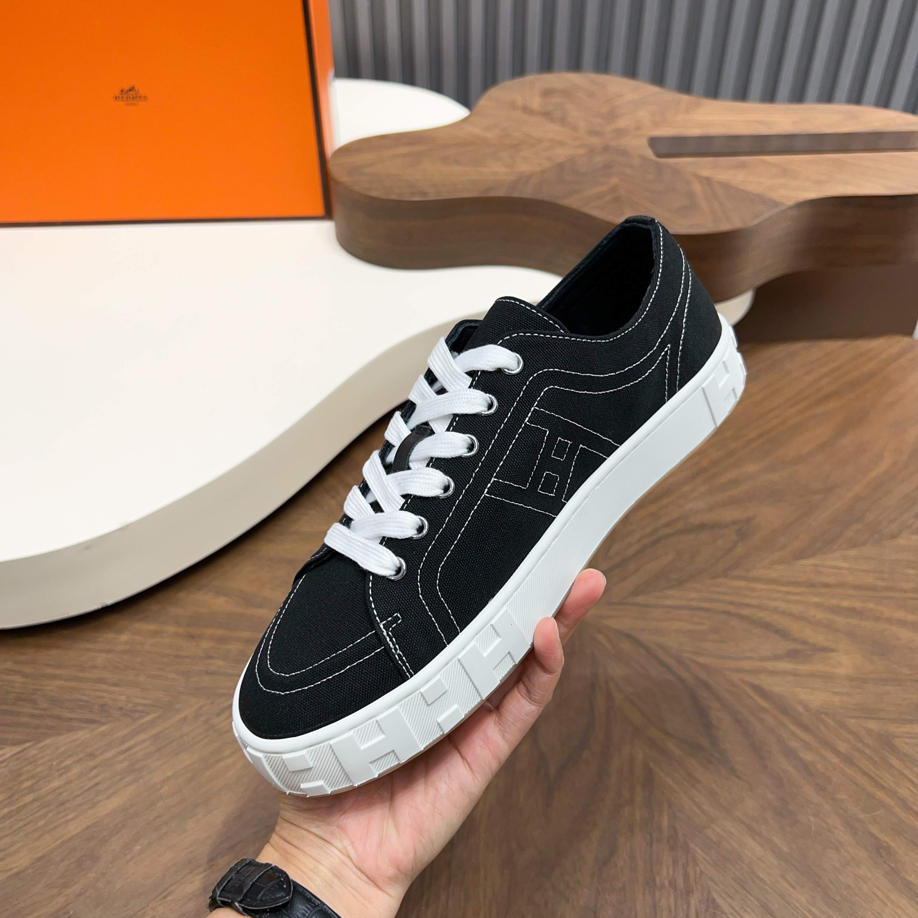 Hermès