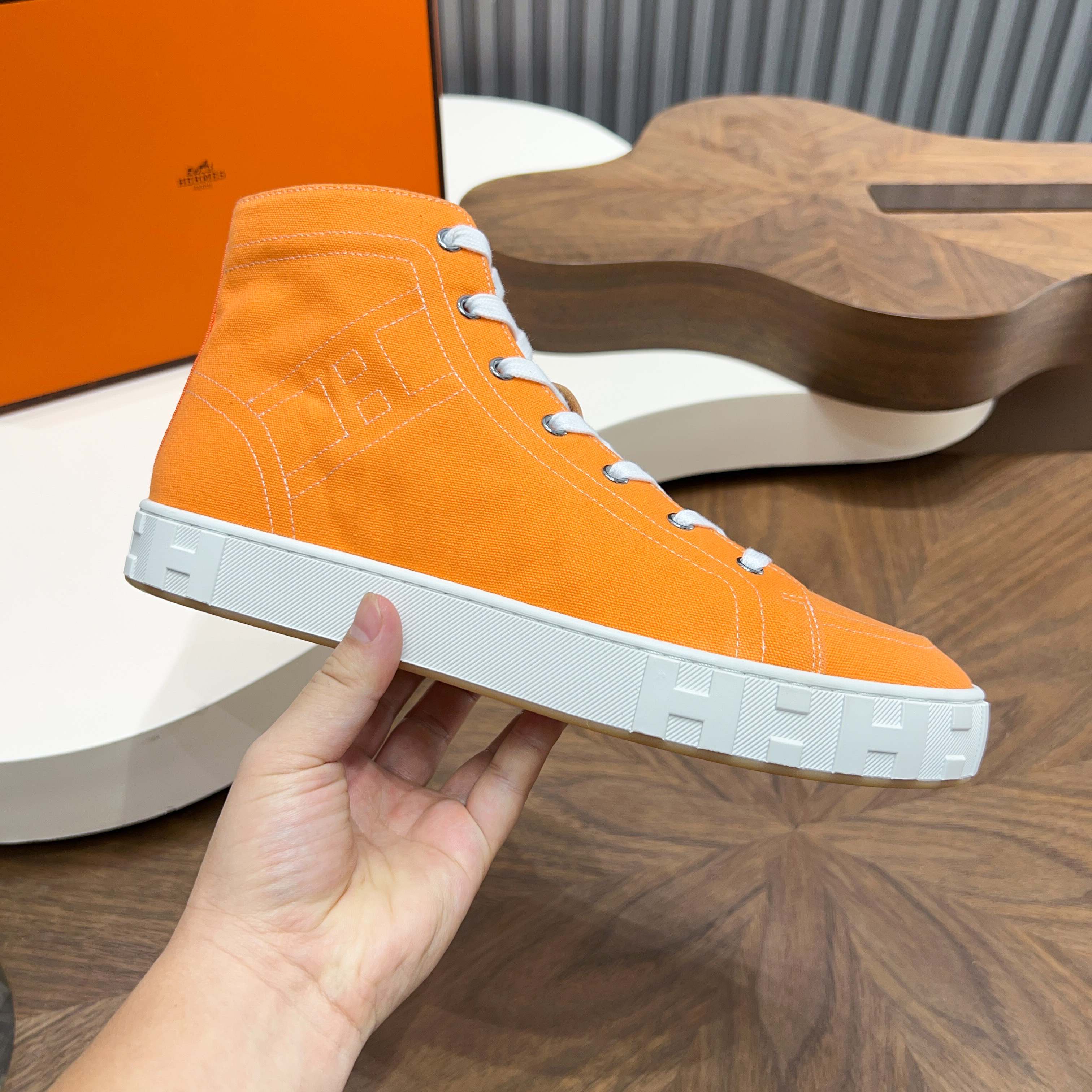 Hermès