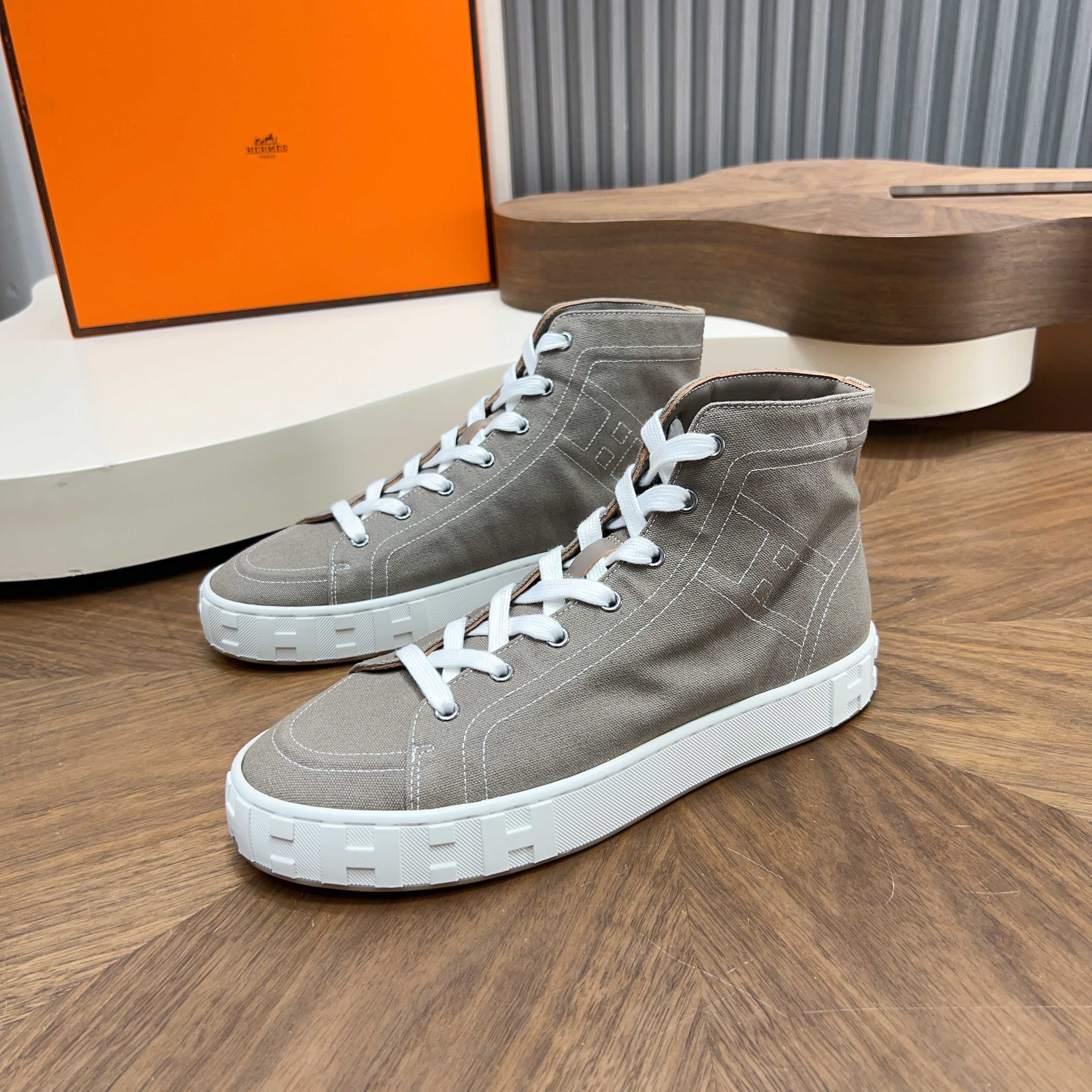 Hermès