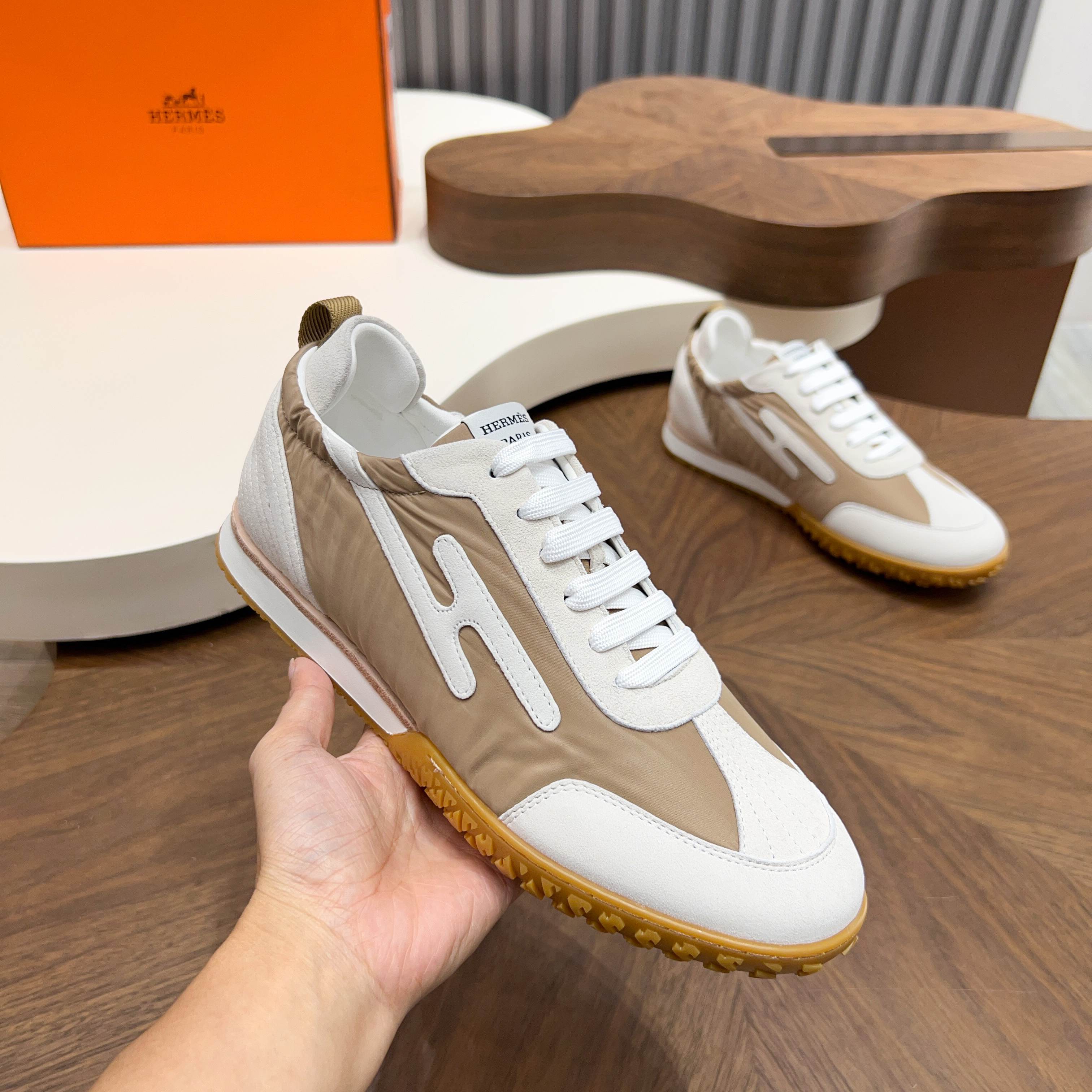 Hermès