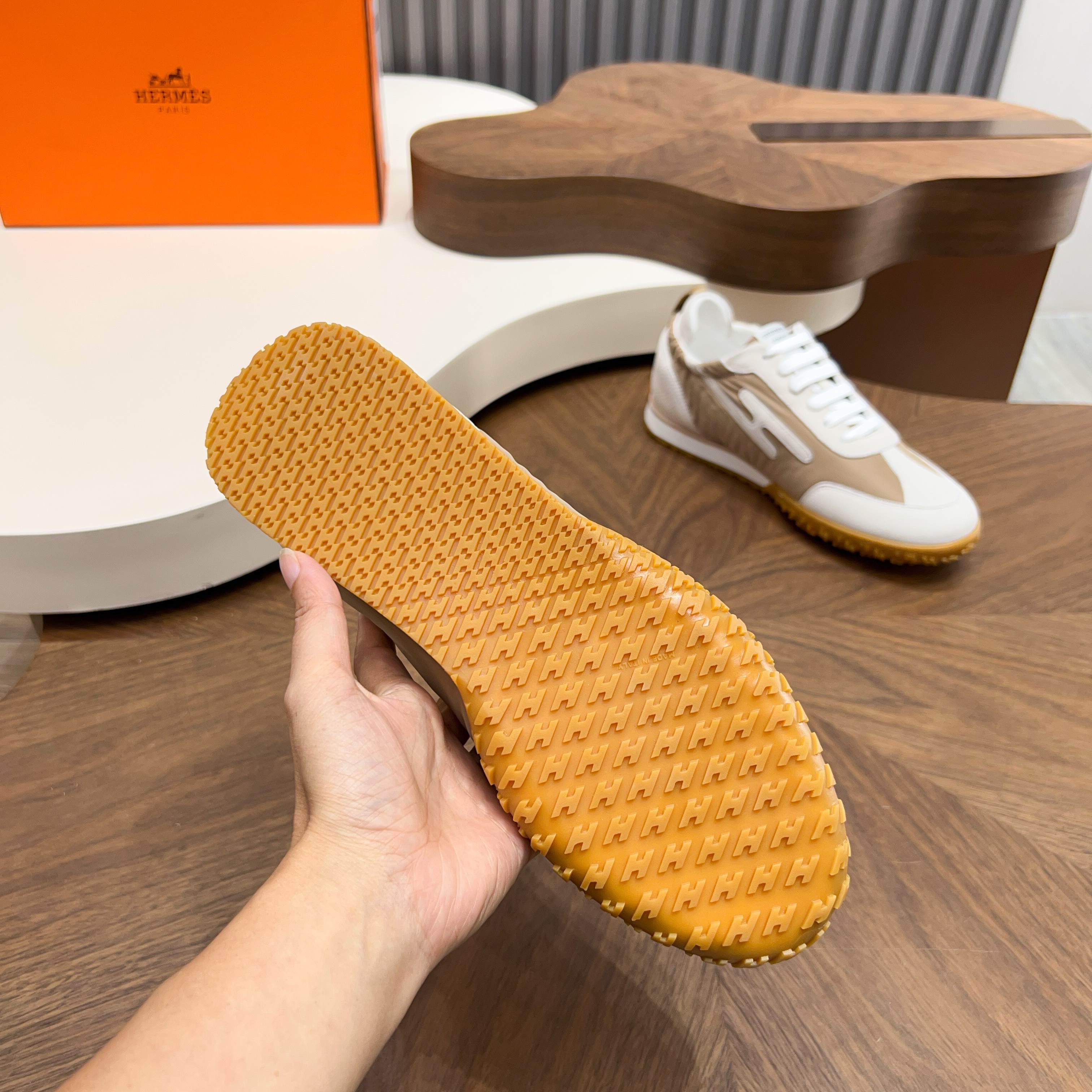 Hermès