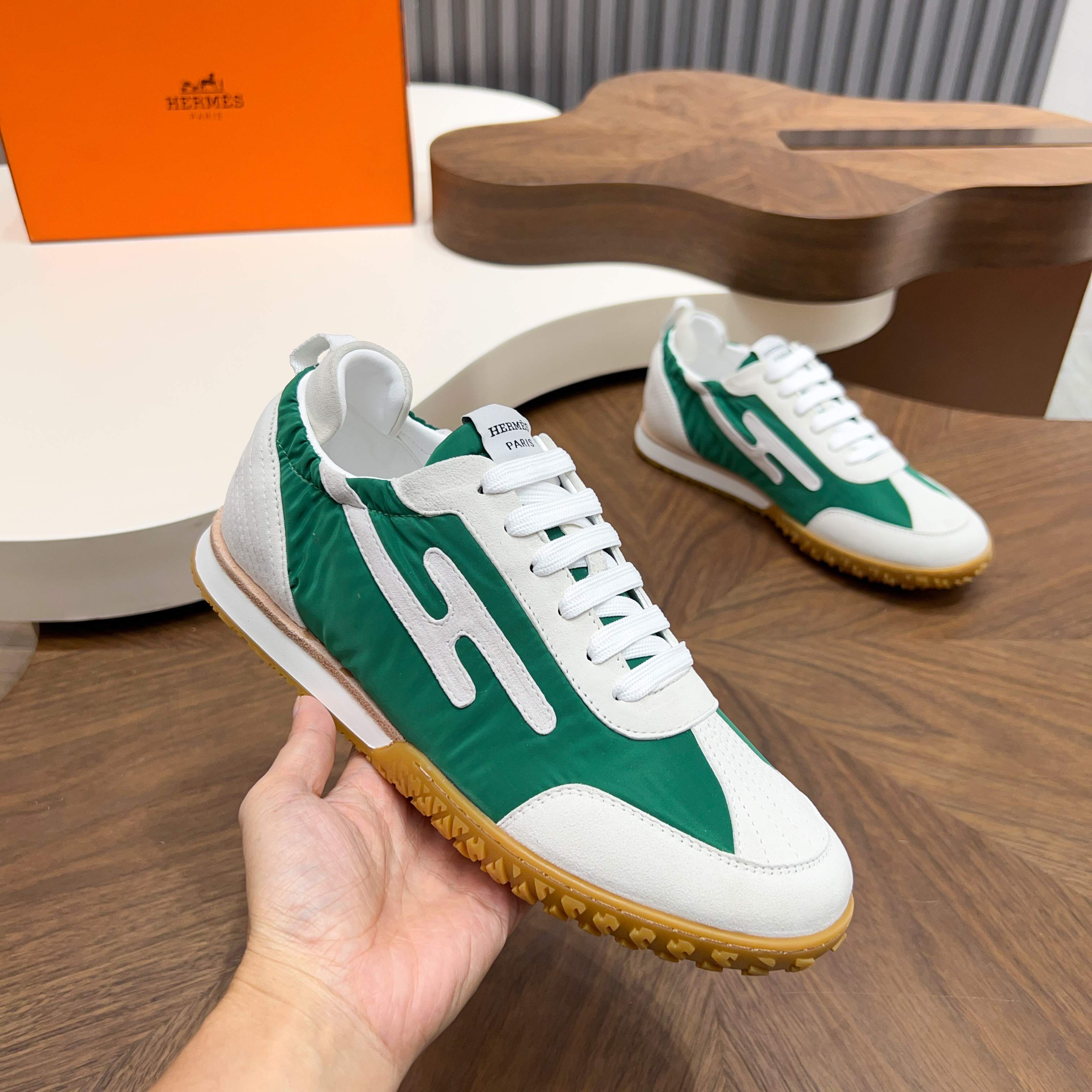 Hermès