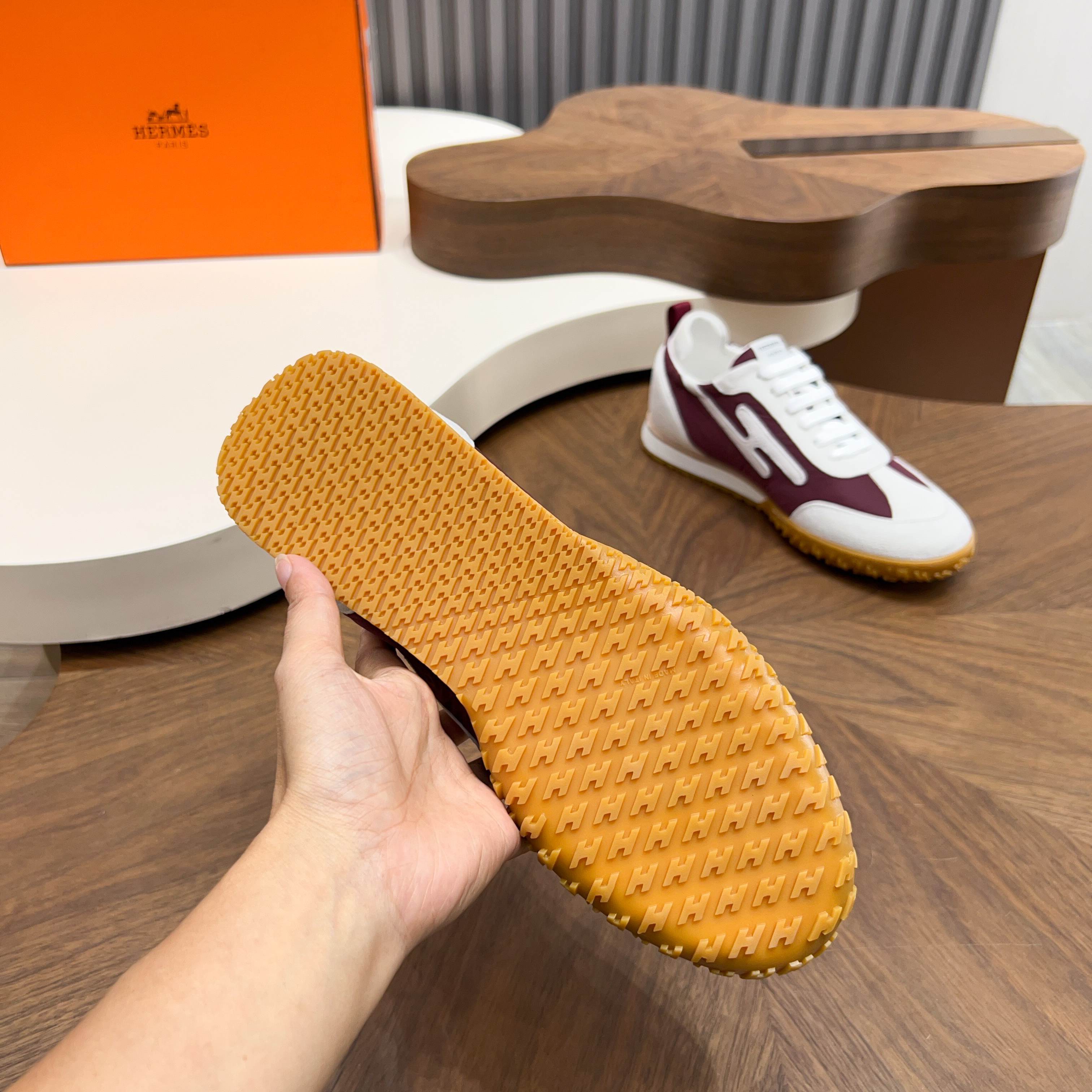 Hermès