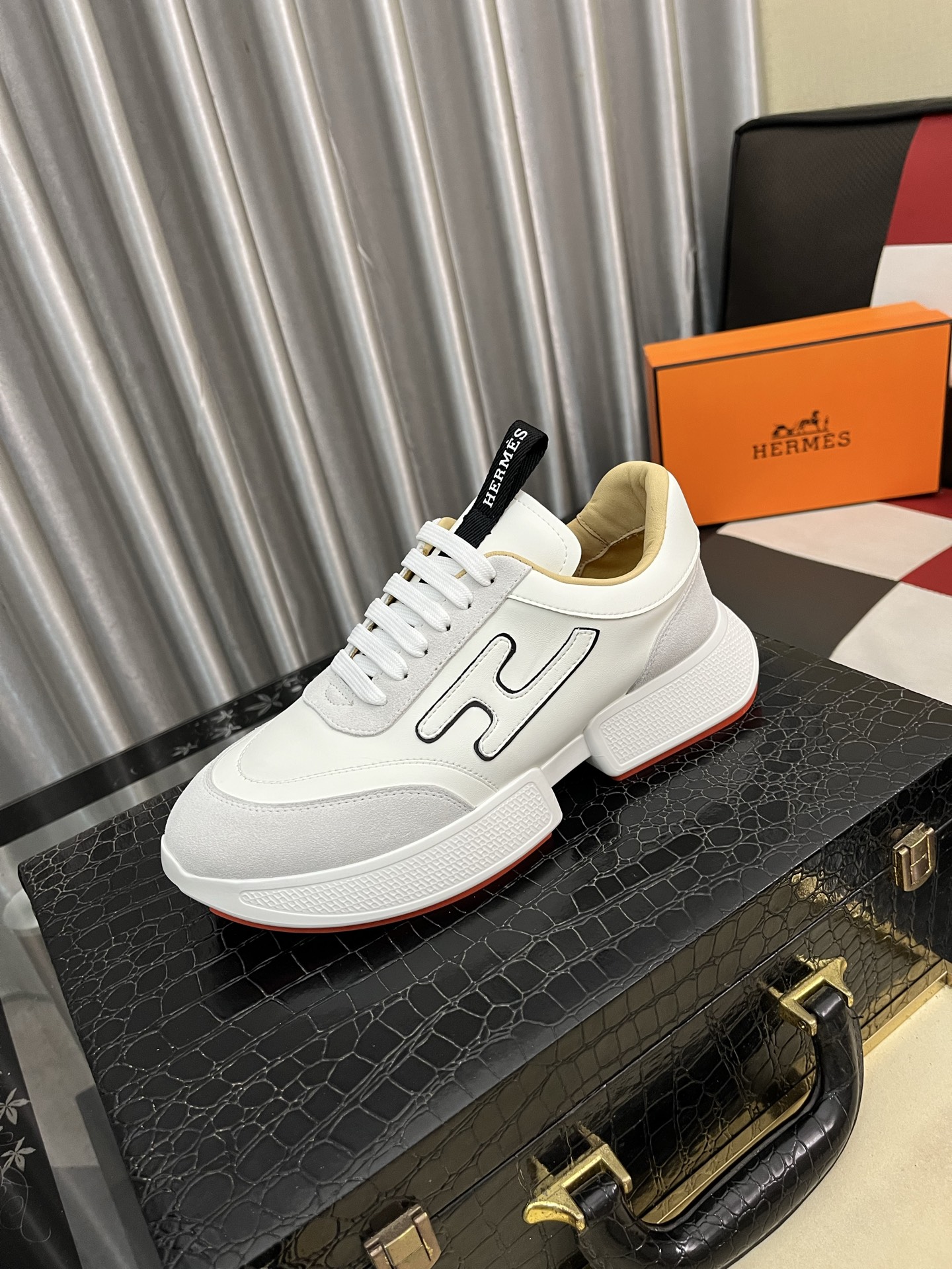 Hermès