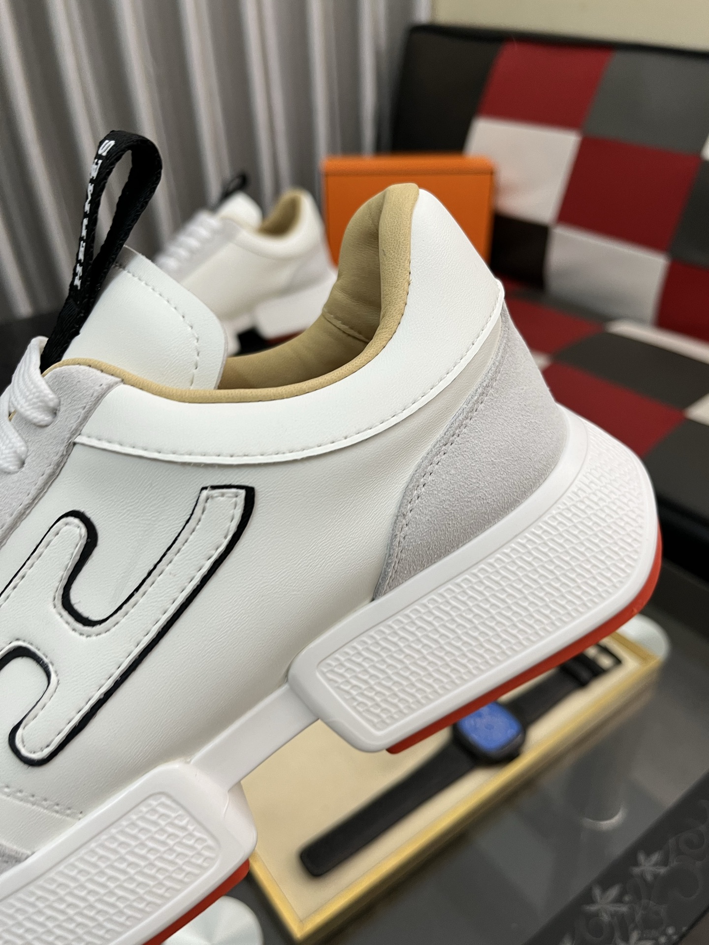 Hermès