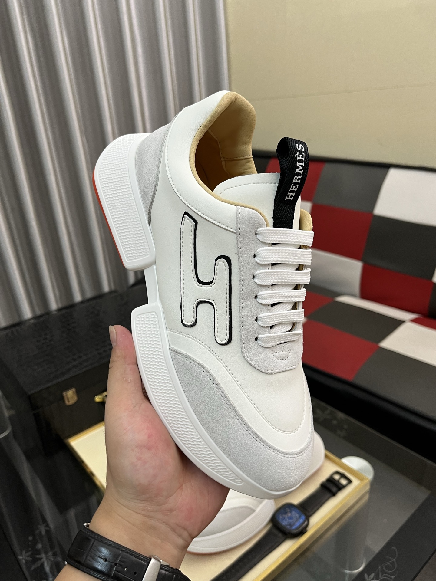 Hermès