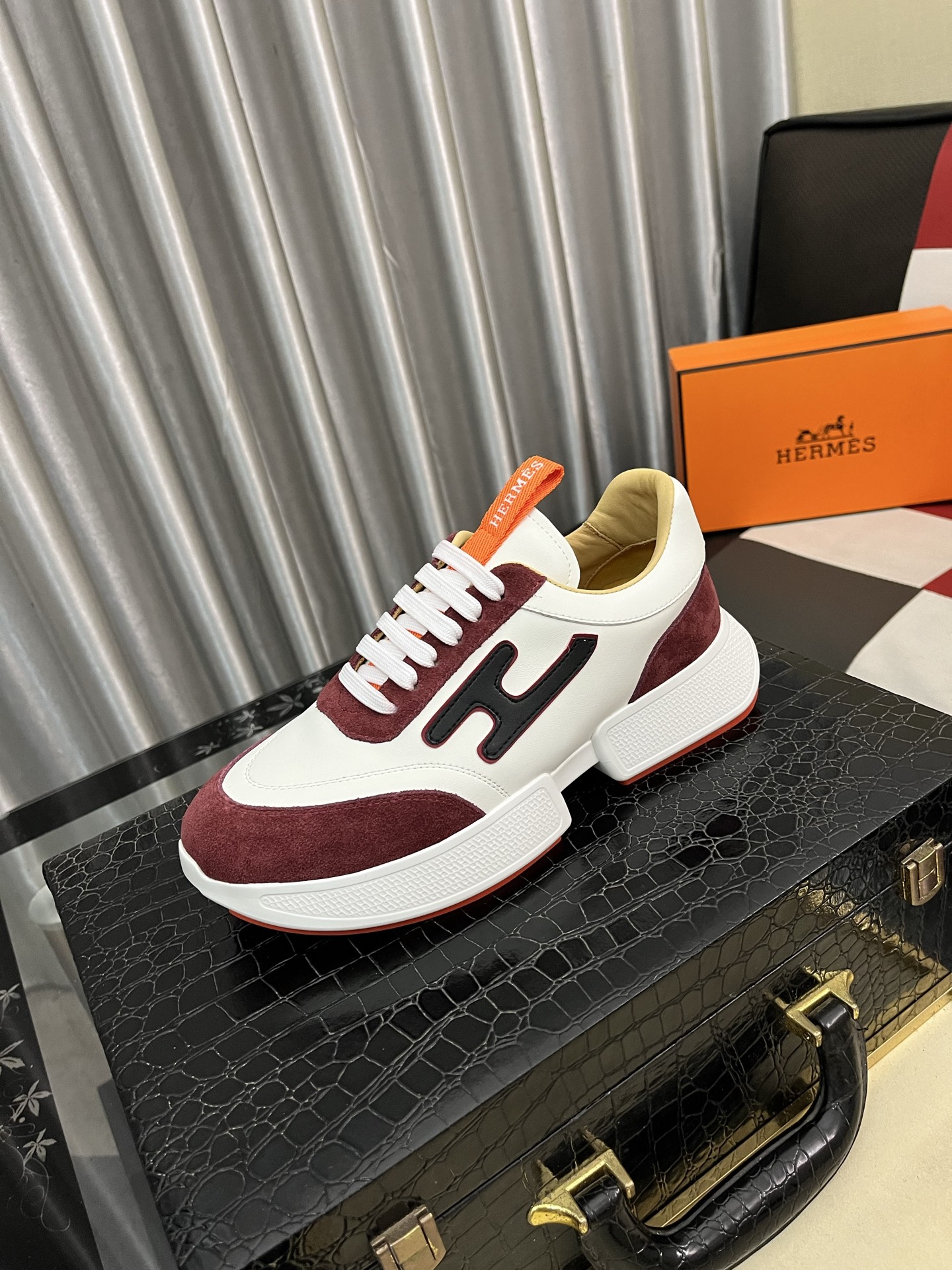 Hermès