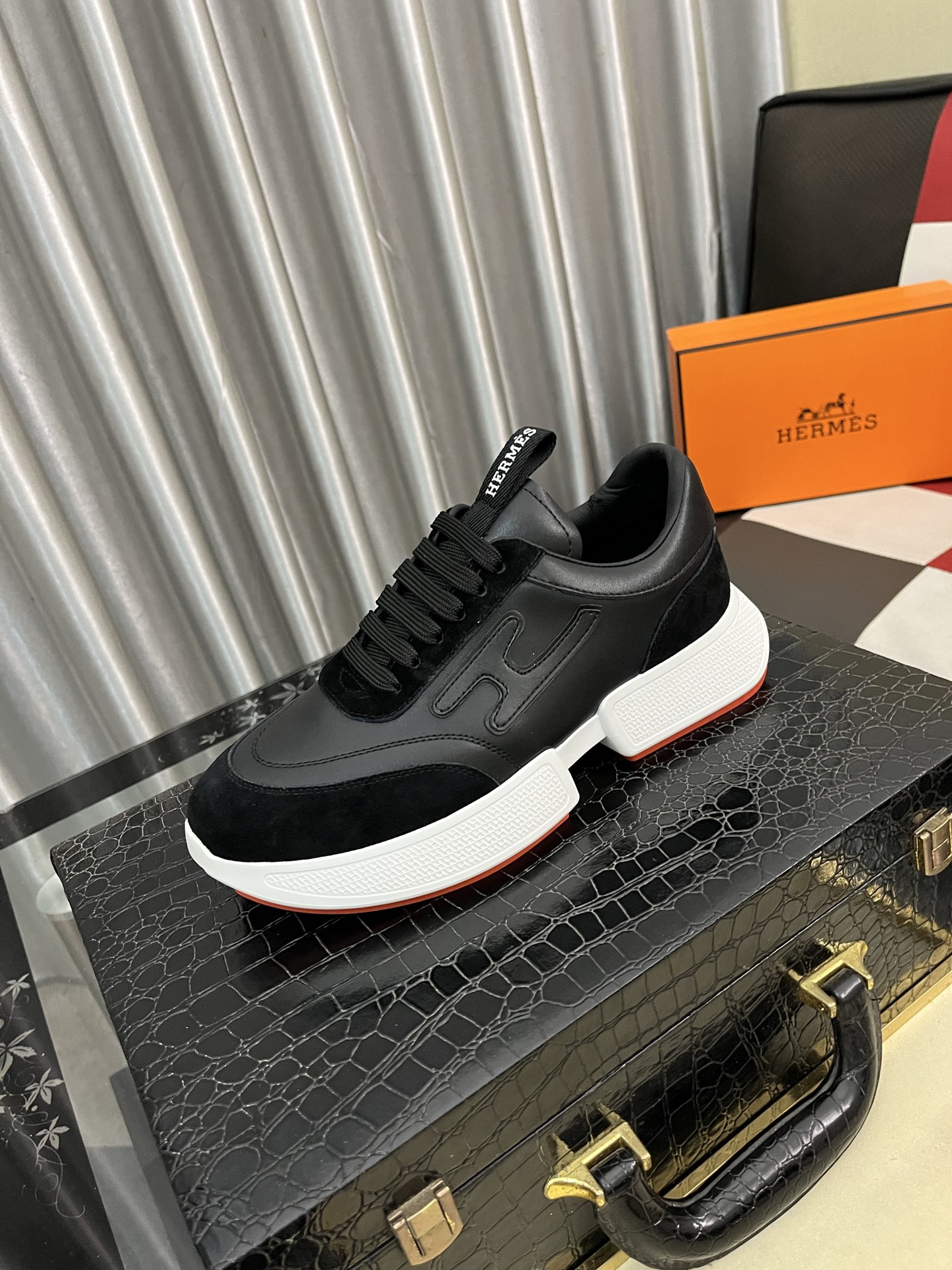 Hermès
