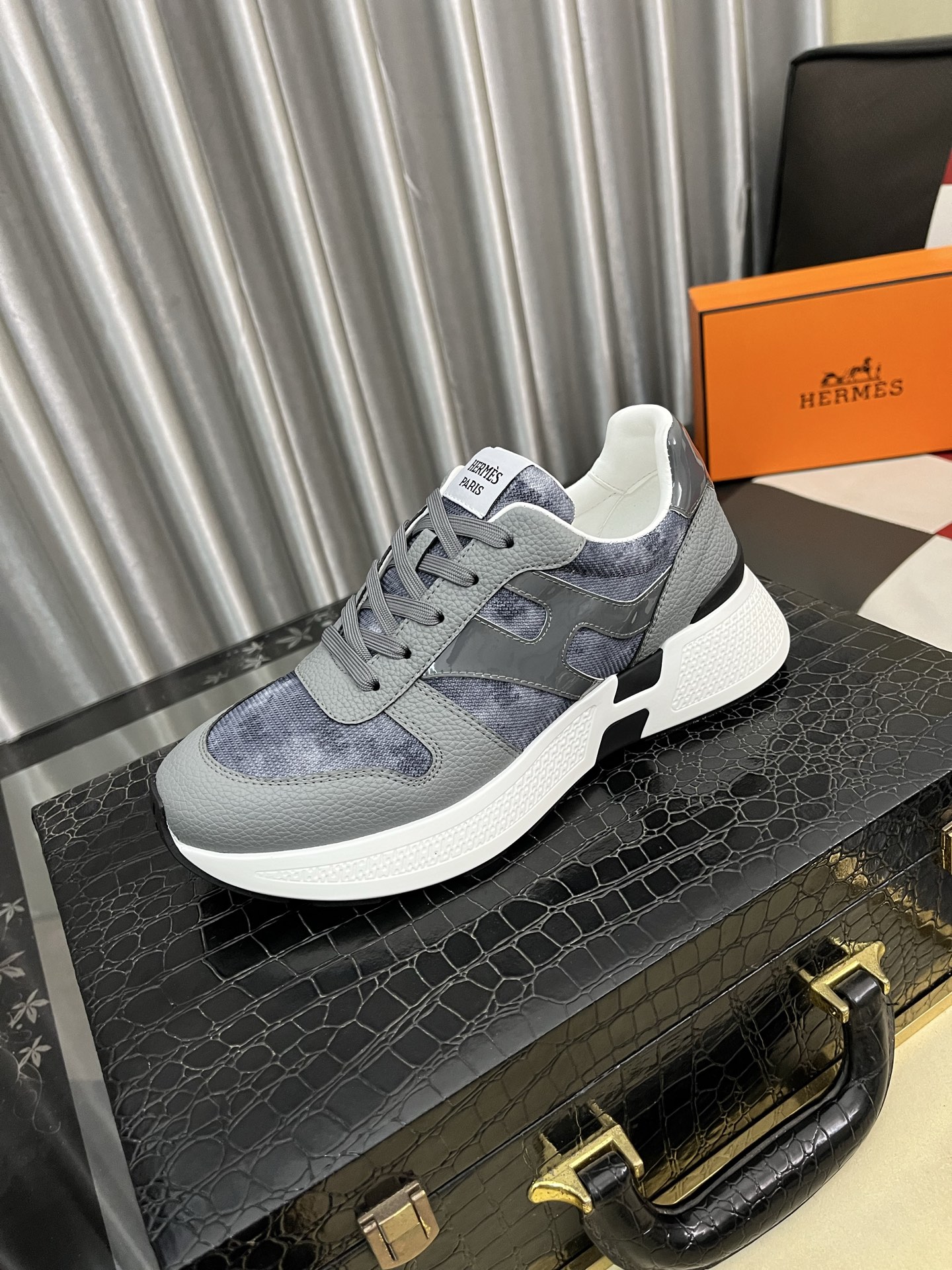 Hermès