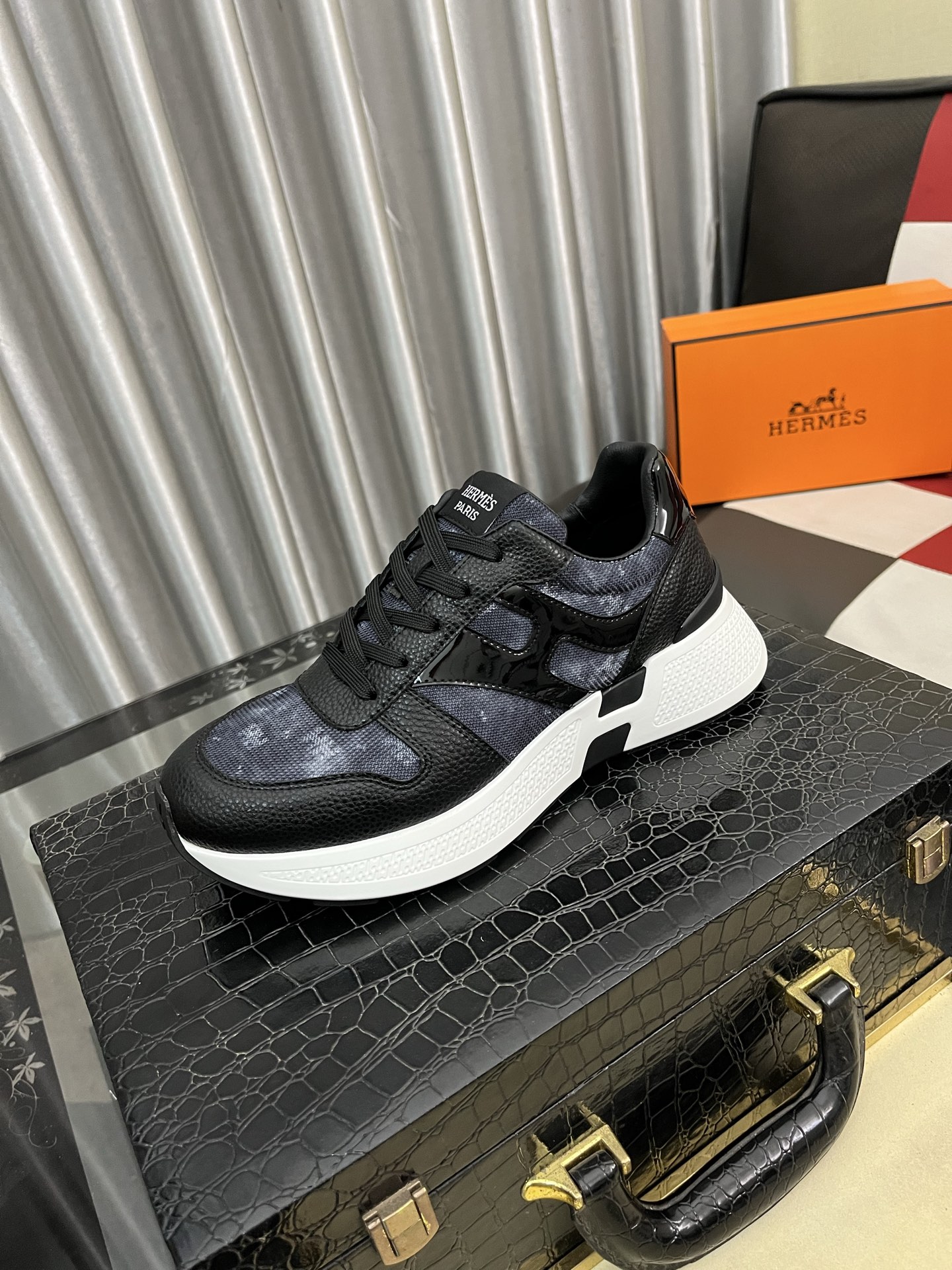 Hermès