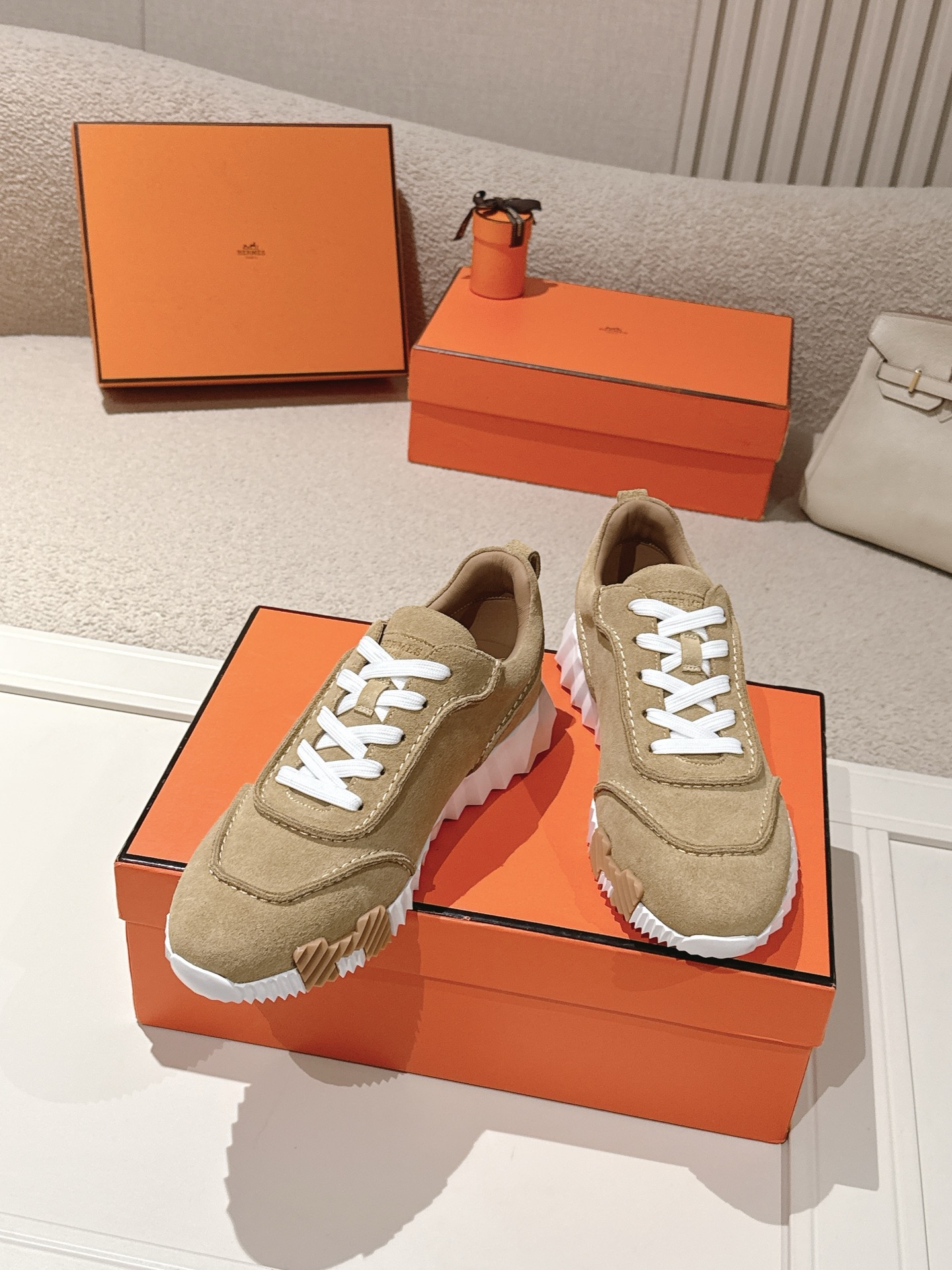 Hermès